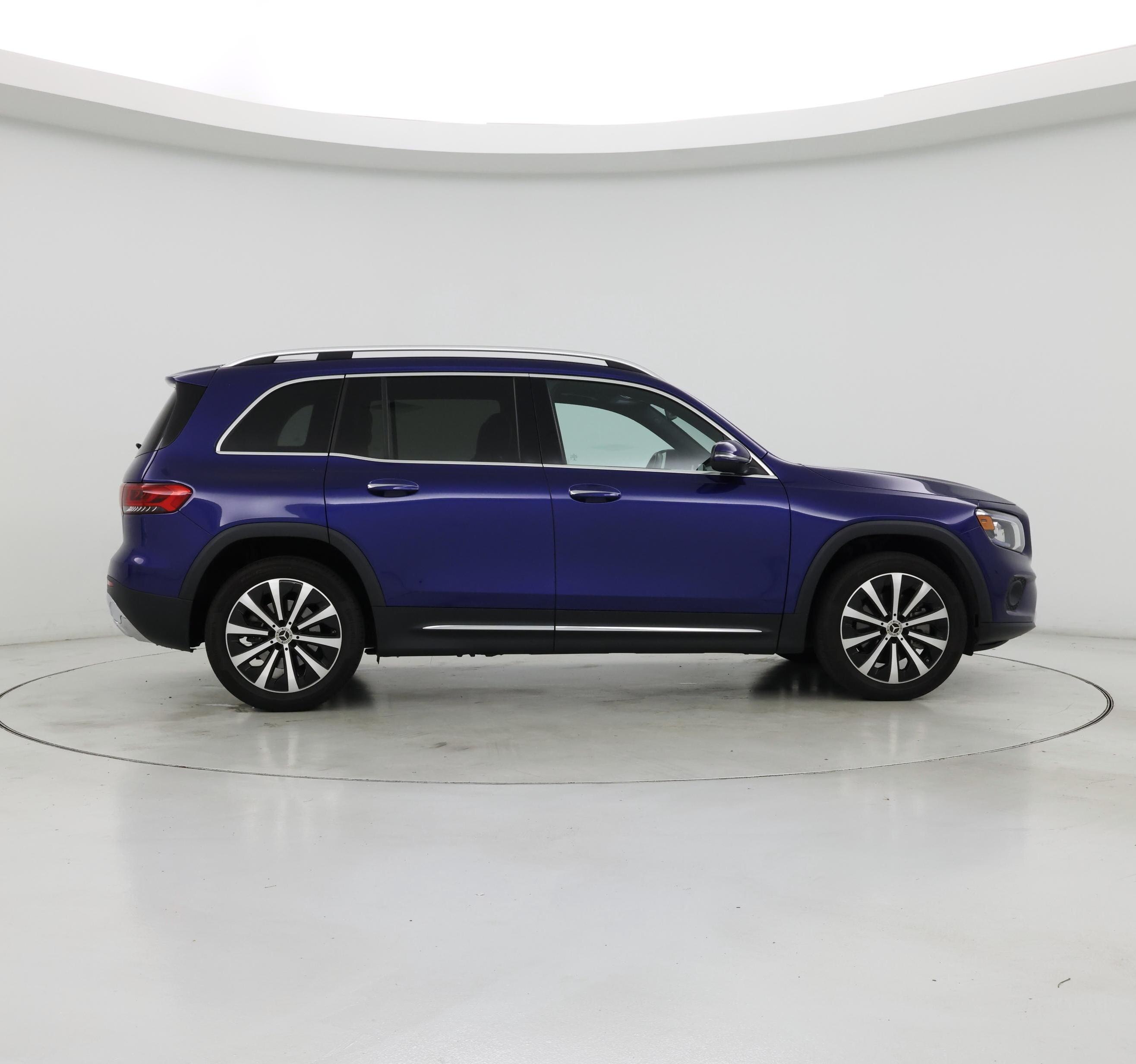 Thumbnail: 2023 Mercedes-Benz GLB - 7