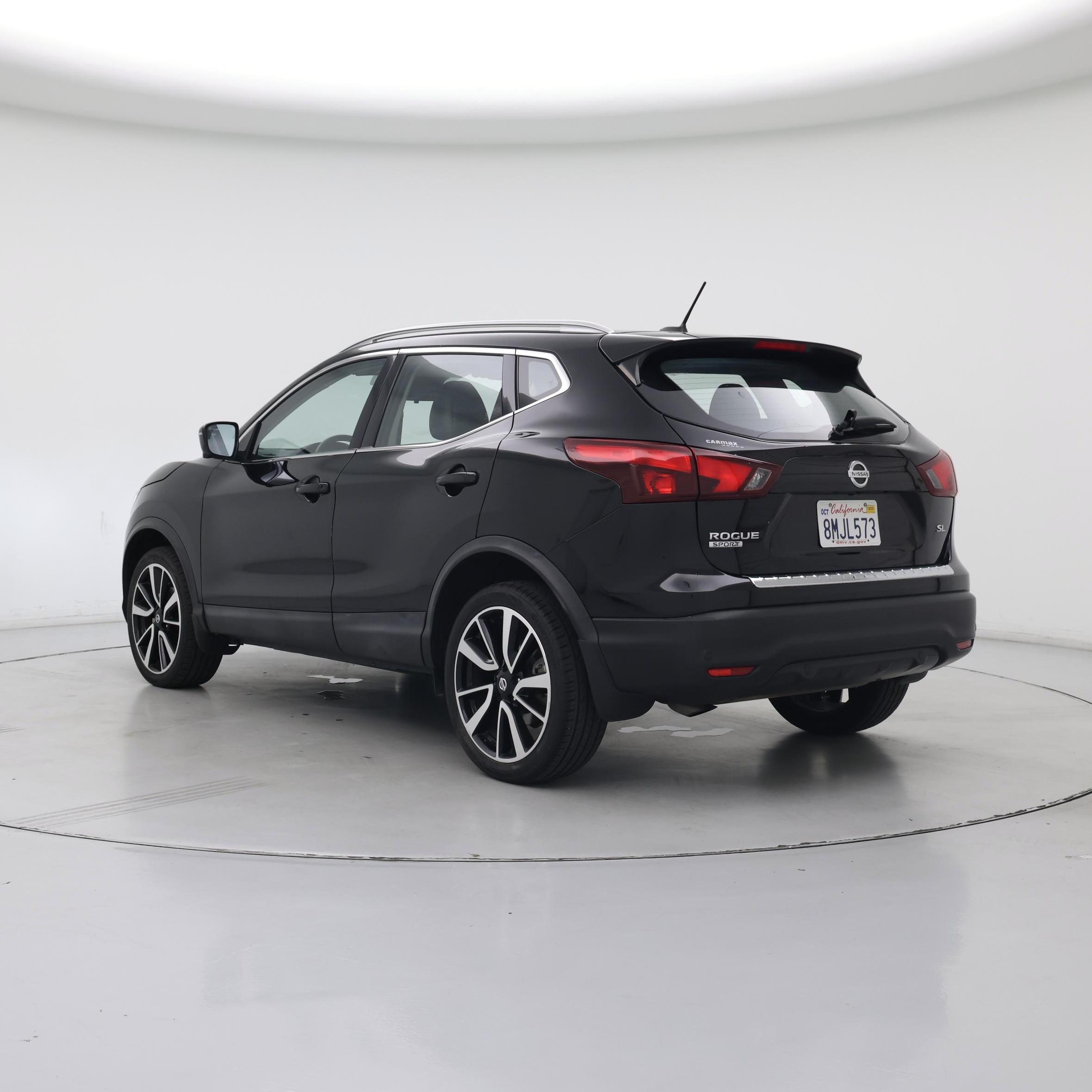 Thumbnail: 2019 Nissan Rogue Sport - 2