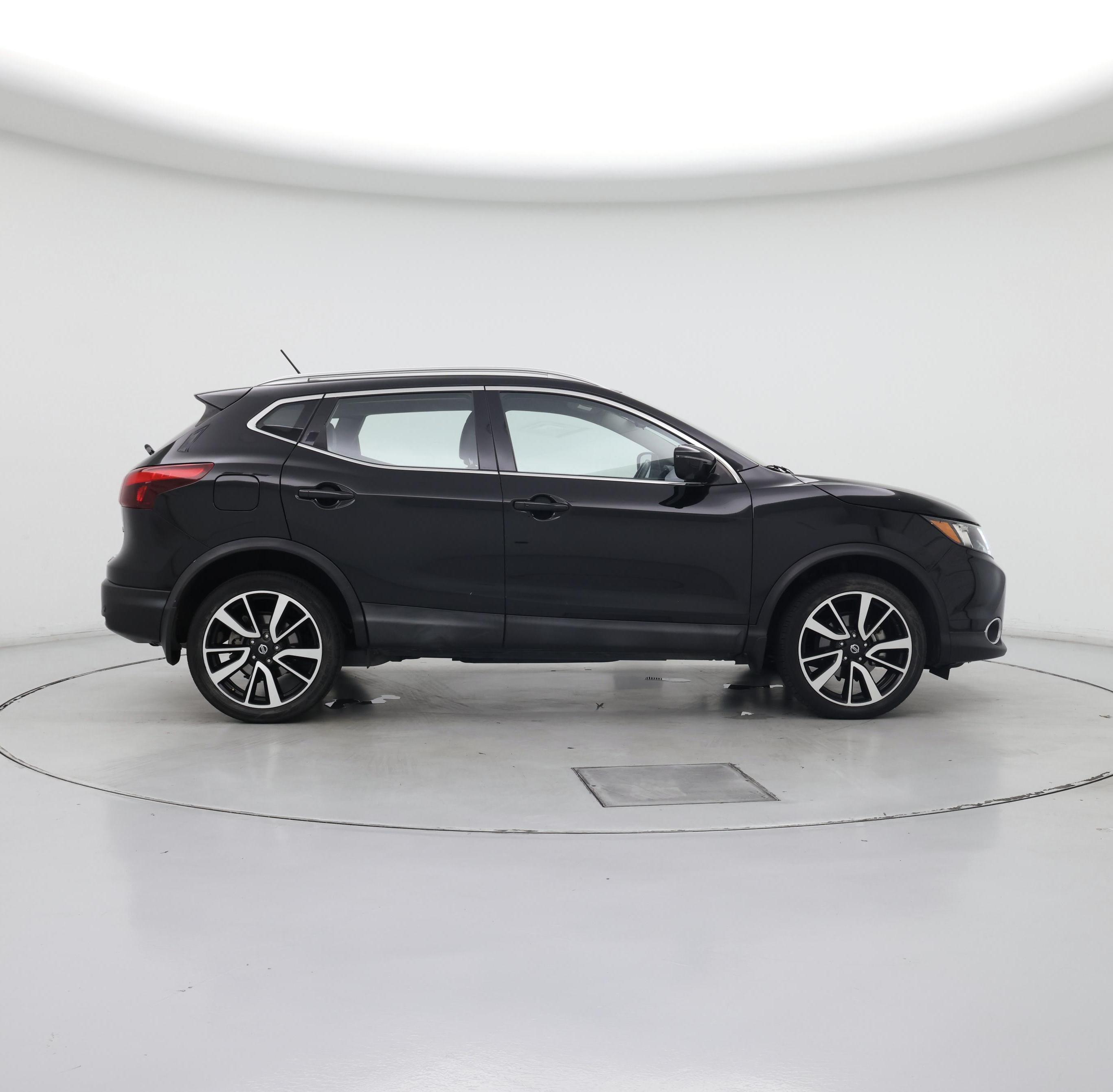 Thumbnail: 2019 Nissan Rogue Sport - 7