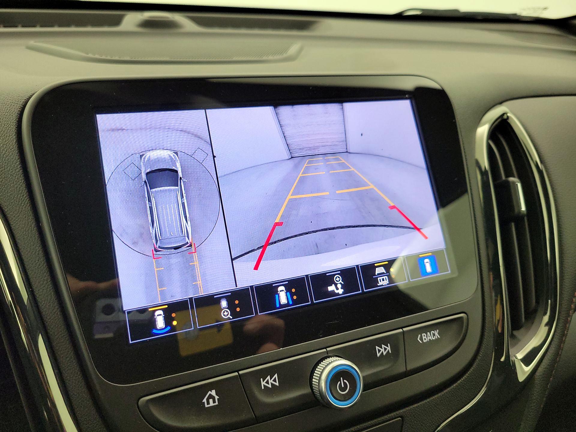 Thumbnail: 2022 Chevrolet Equinox - 15