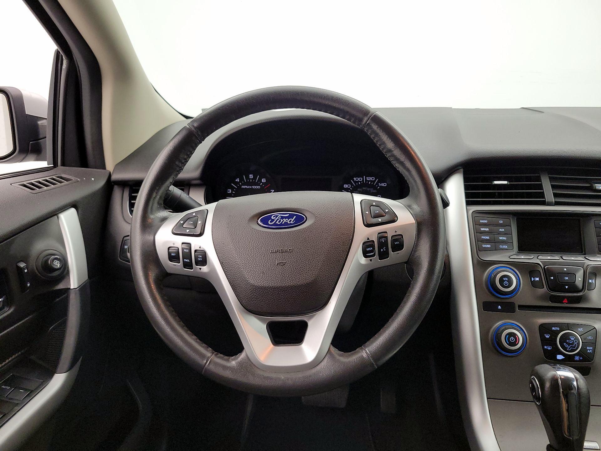 Thumbnail: 2013 Ford Edge - 10
