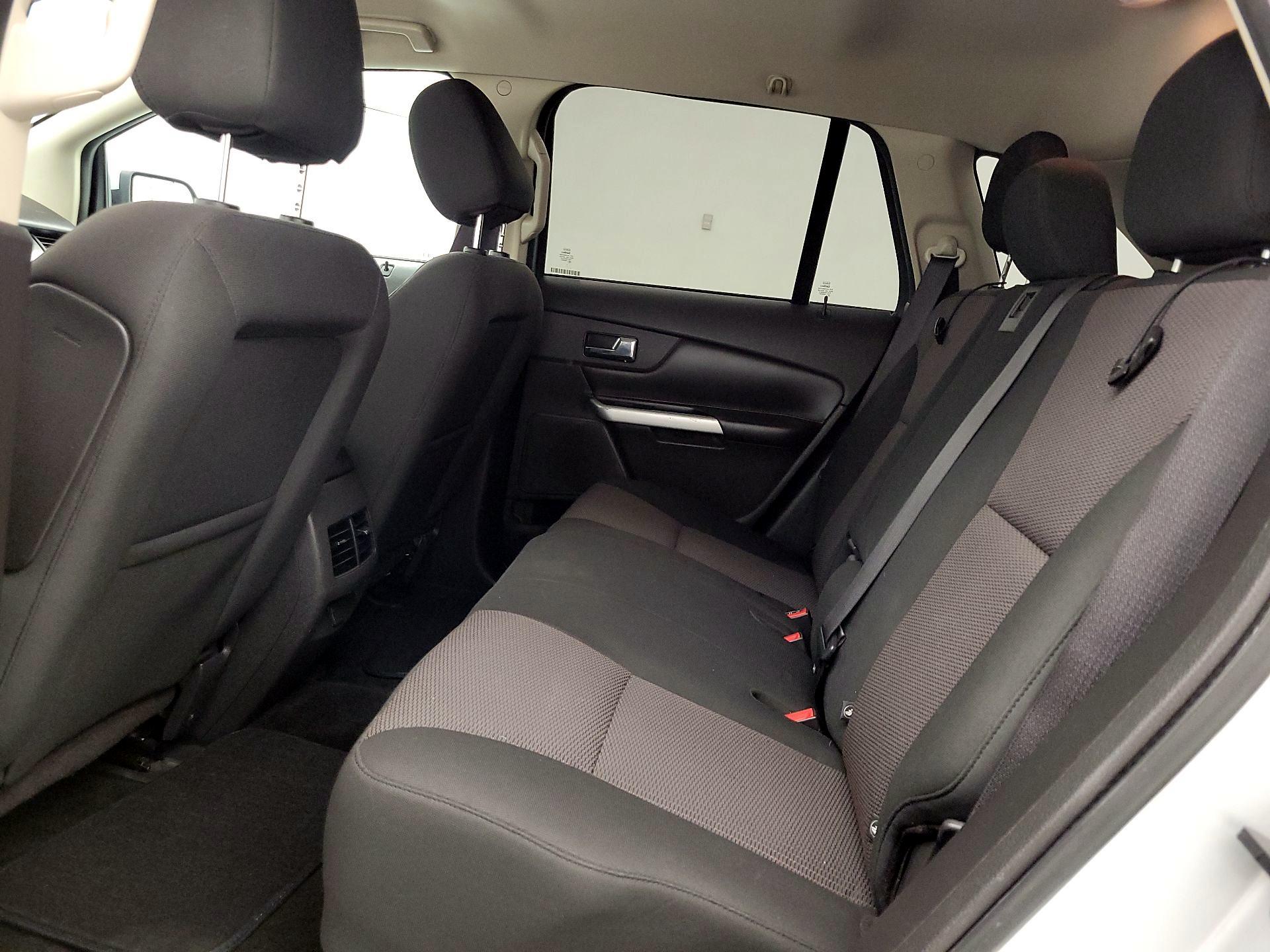Thumbnail: 2013 Ford Edge - 18