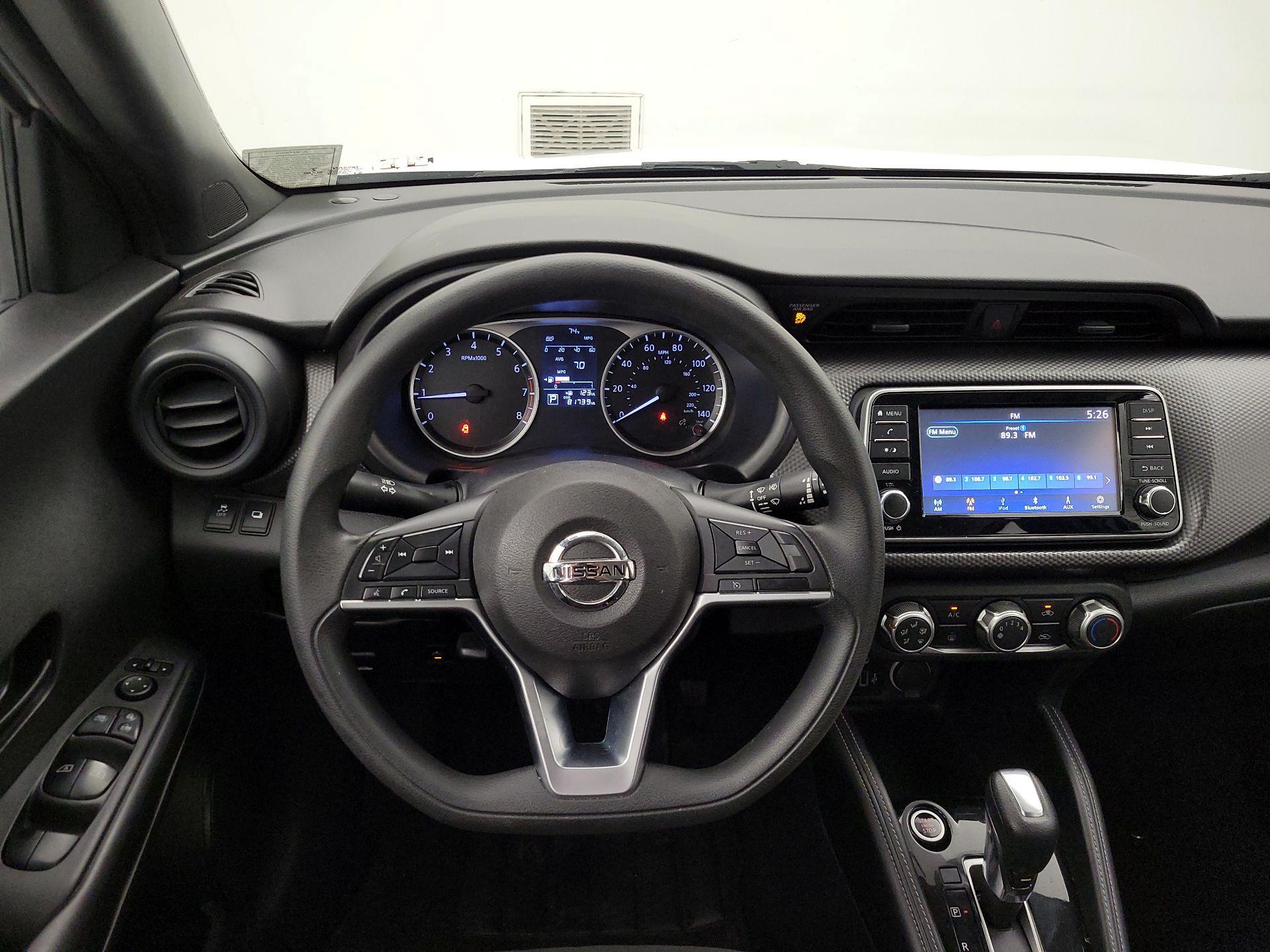 Thumbnail: 2018 Nissan Kicks - 10