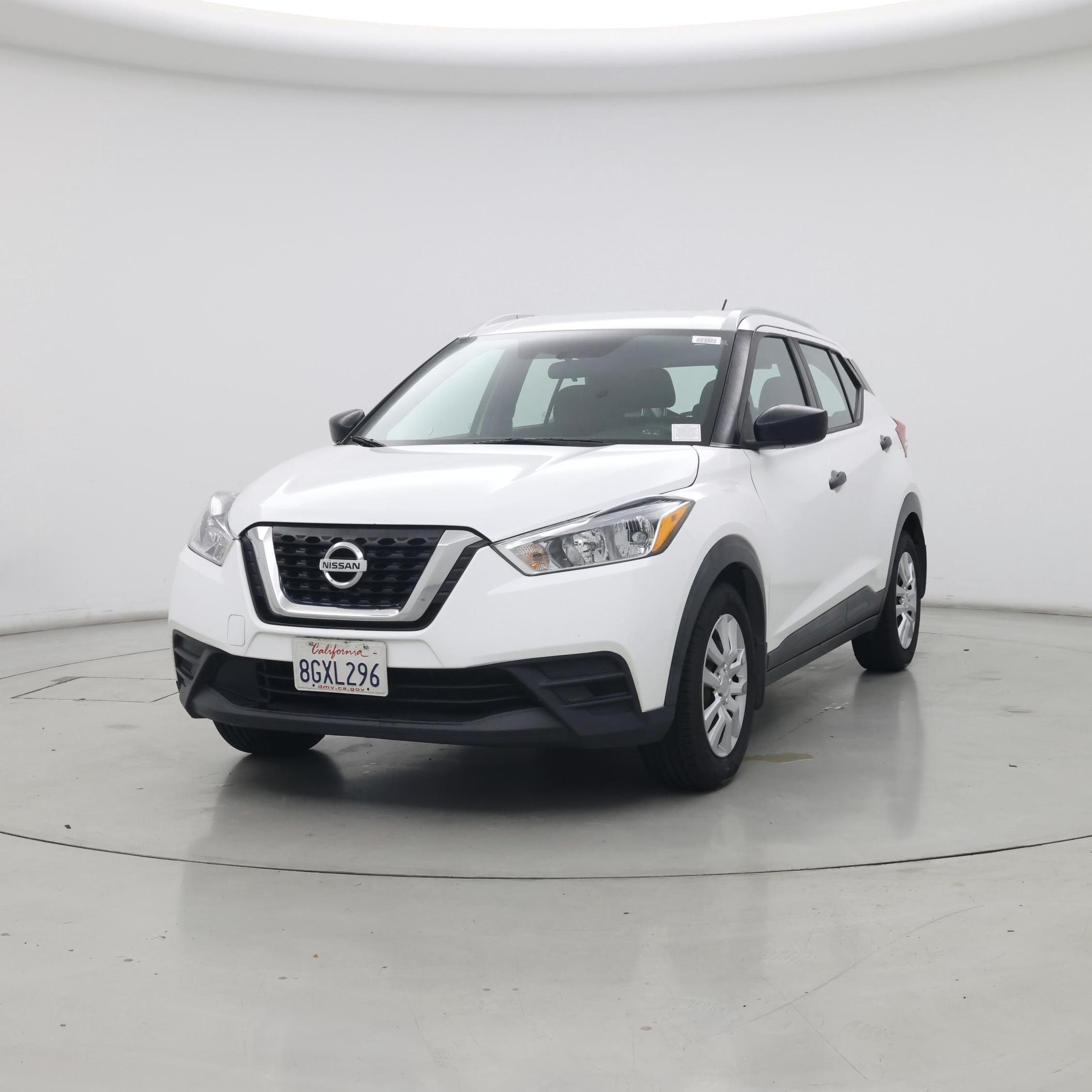 Thumbnail: 2018 Nissan Kicks - 4