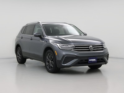 Gray 2023 Volkswagen Tiguan SE