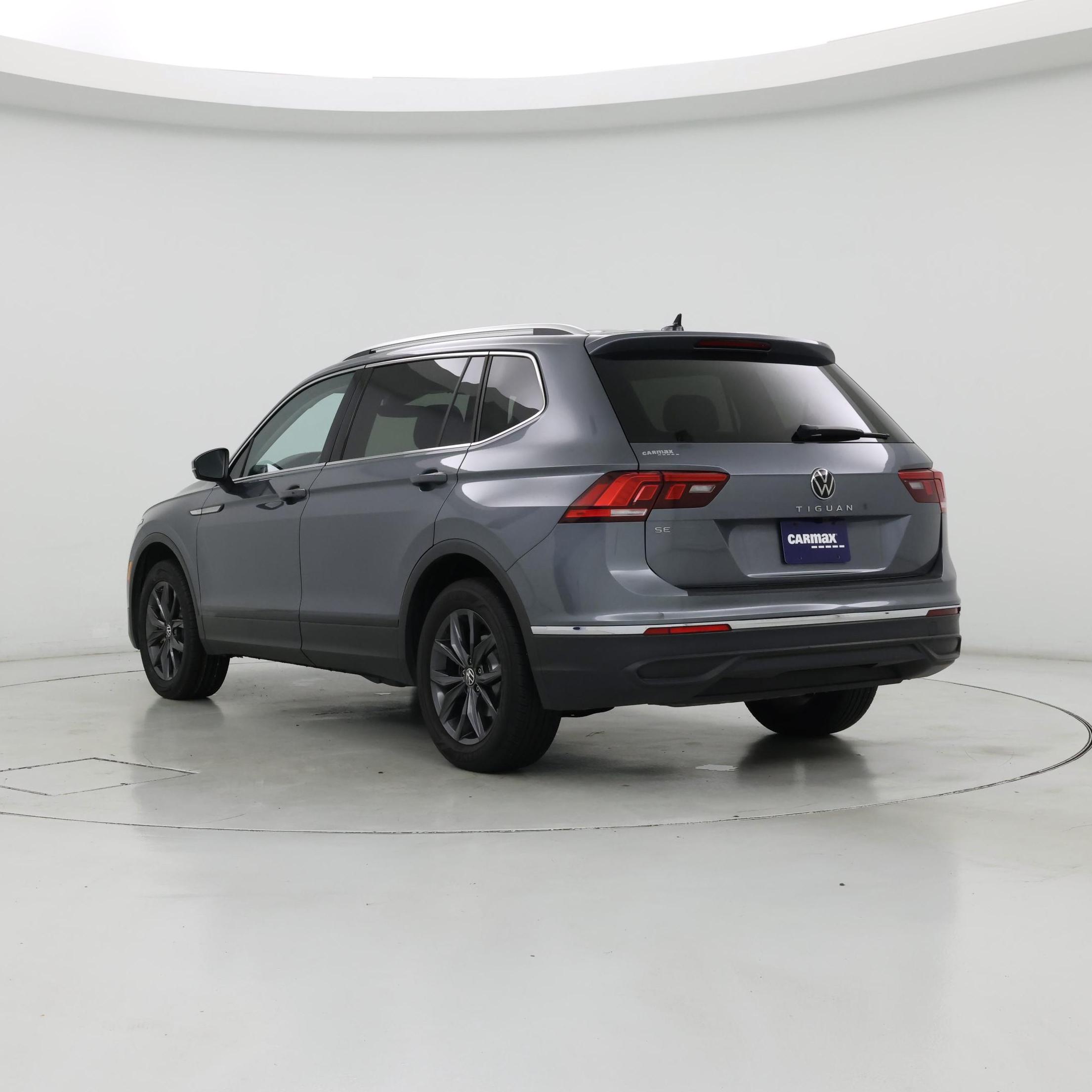 Thumbnail: 2023 Volkswagen Tiguan - 2