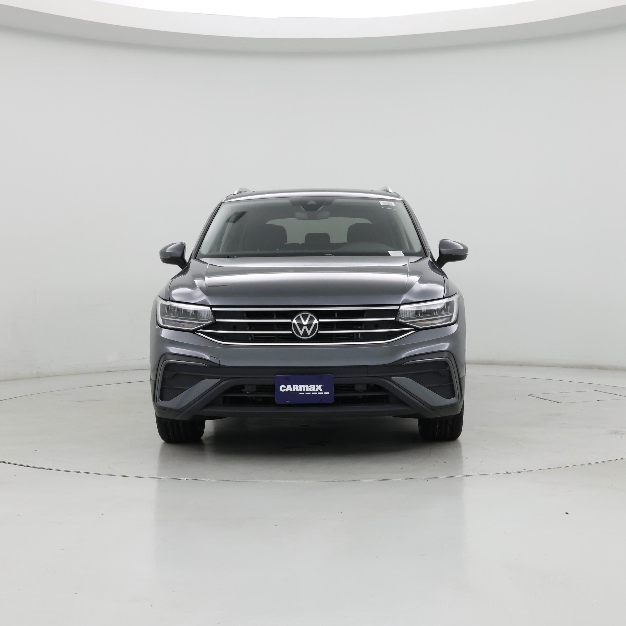 Thumbnail: 2023 Volkswagen Tiguan - 5