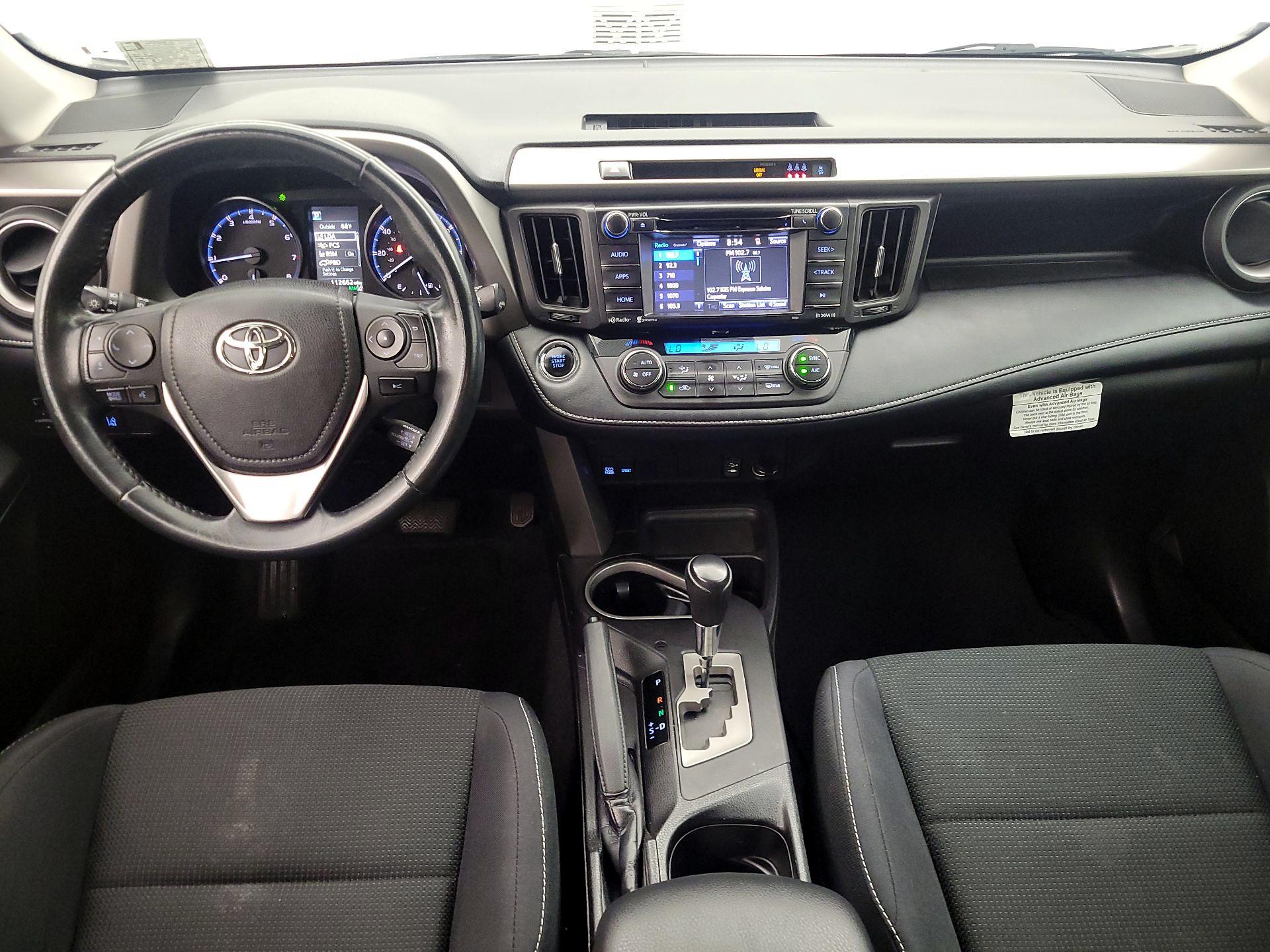 Thumbnail: 2018 Toyota RAV4 - 9