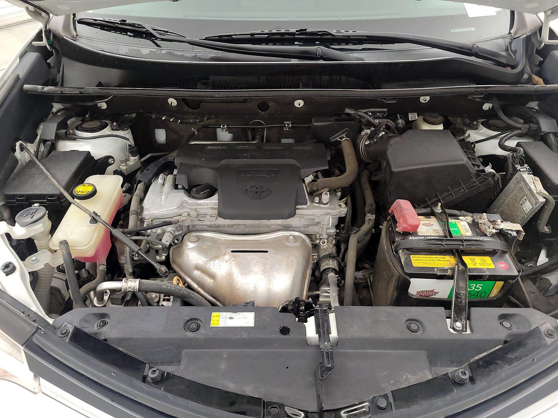 Thumbnail: 2018 Toyota RAV4 - 20