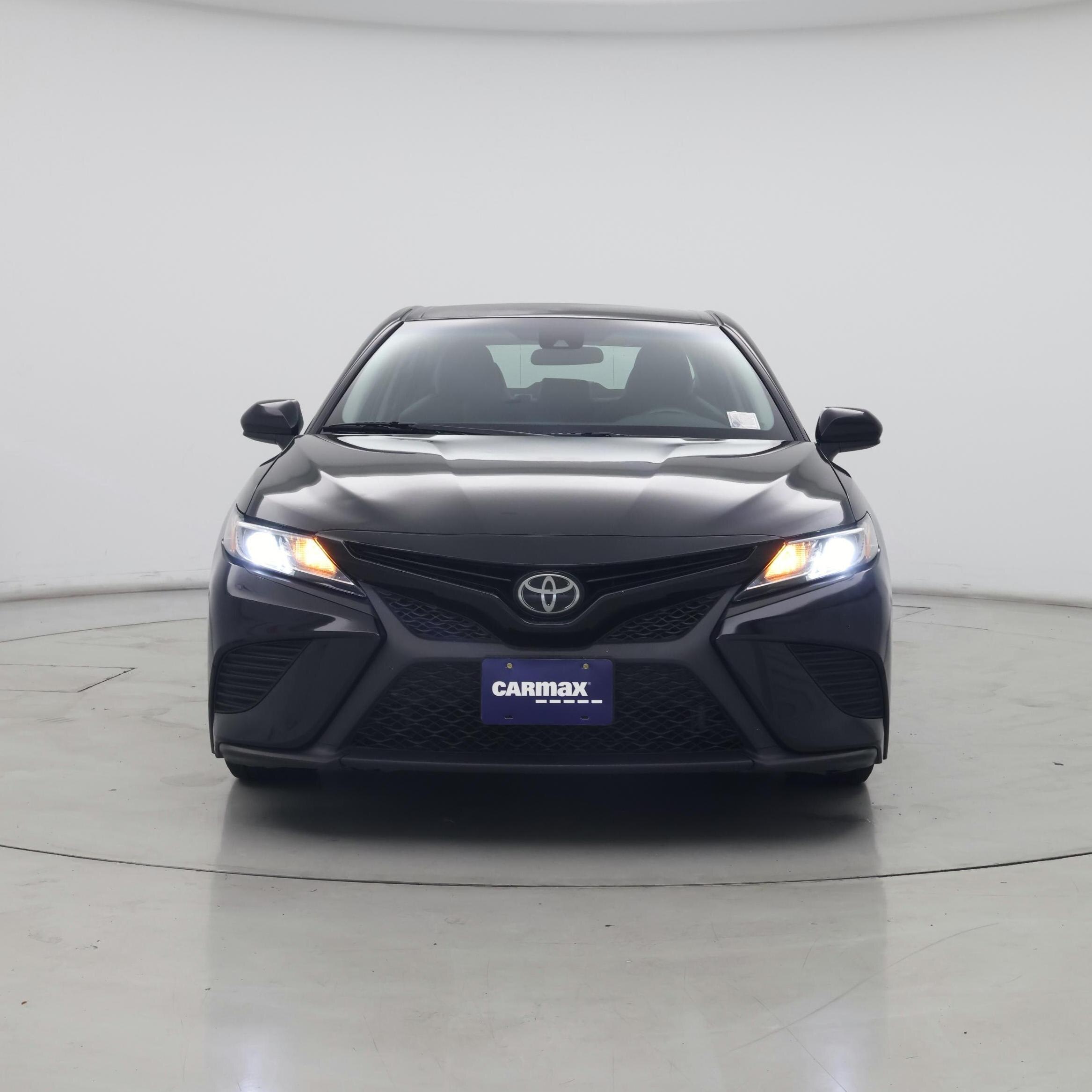 Thumbnail: 2018 Toyota Camry - 5