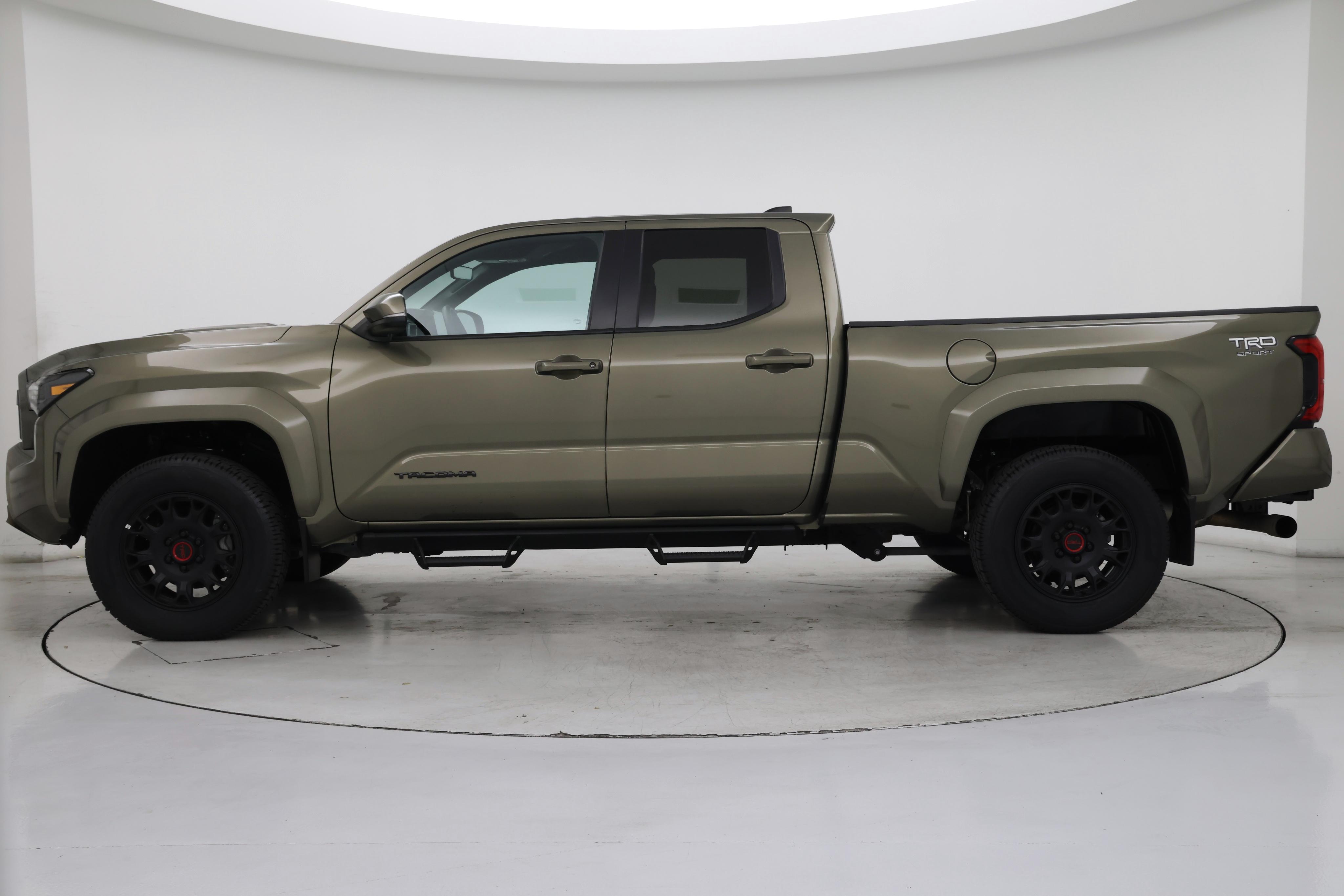 Thumbnail: 2024 Toyota Tacoma - 3