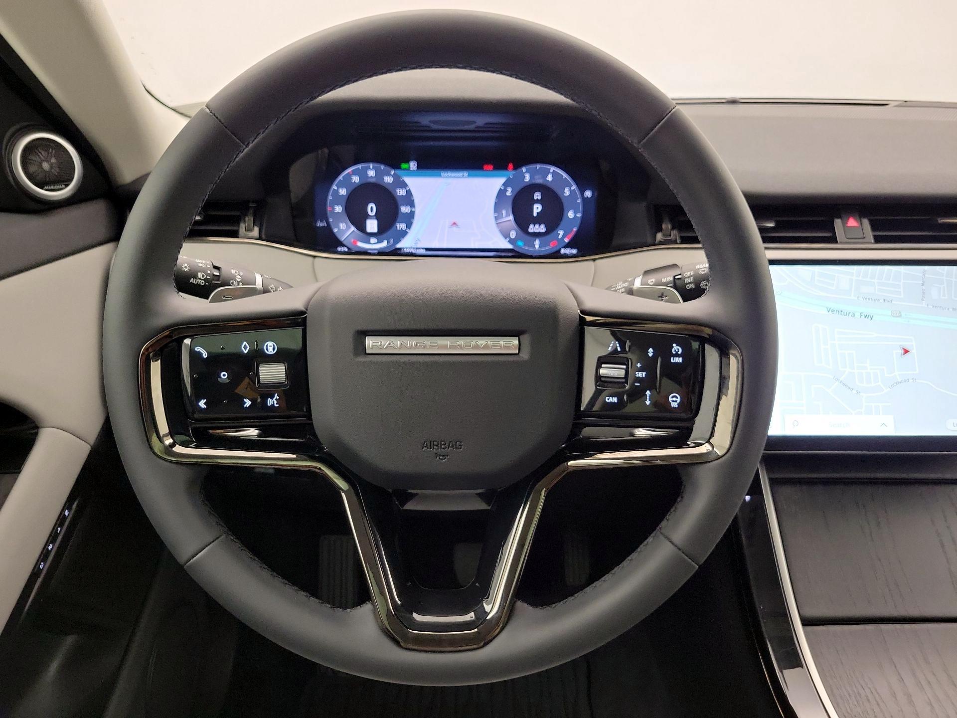 Thumbnail: 2024 Land Rover Range Rover Evoque - 10