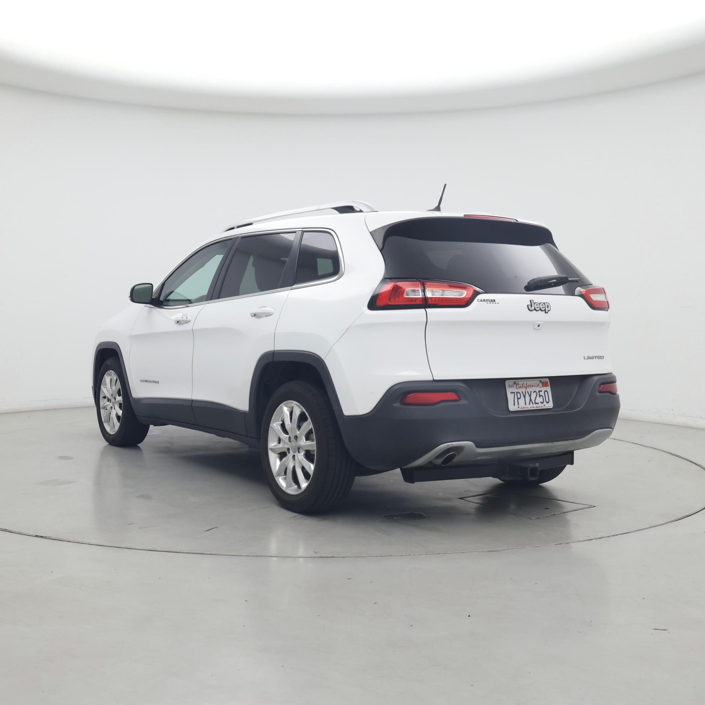 Thumbnail: 2015 Jeep Cherokee - 2