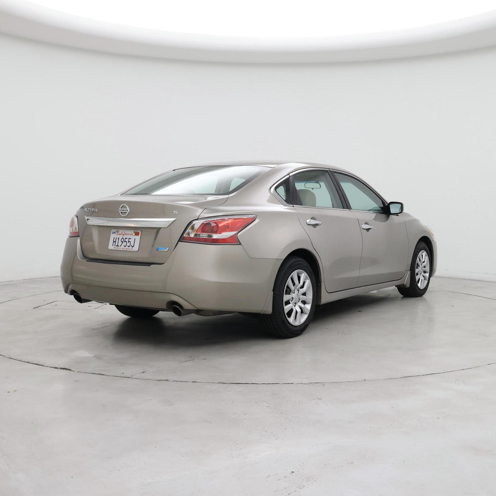Thumbnail: 2014 Nissan Altima - 8
