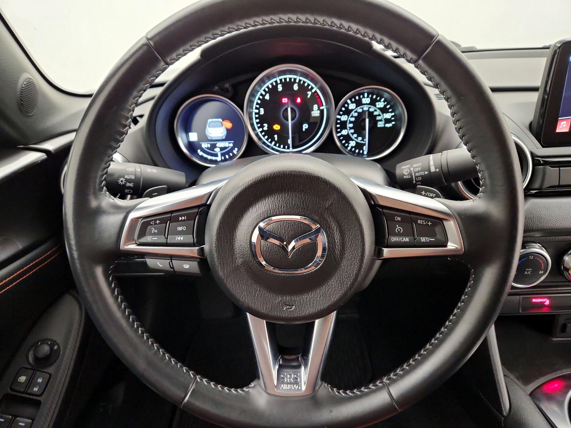Thumbnail: 2022 Mazda MX-5 Miata - 10