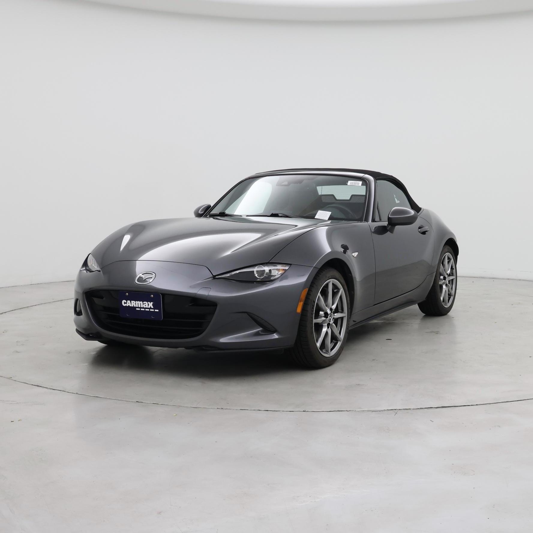 Thumbnail: 2022 Mazda MX-5 Miata - 4