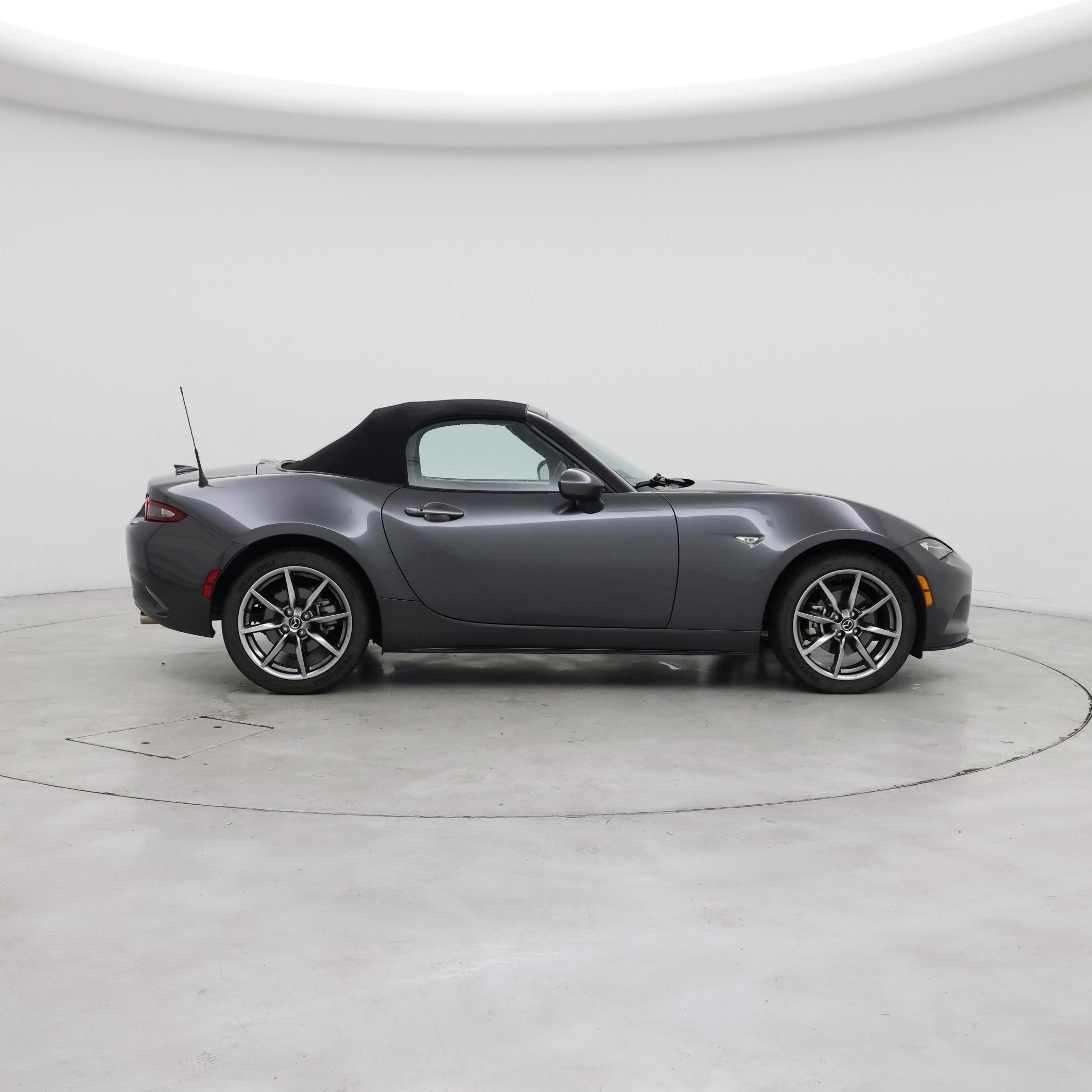 Thumbnail: 2022 Mazda MX-5 Miata - 7