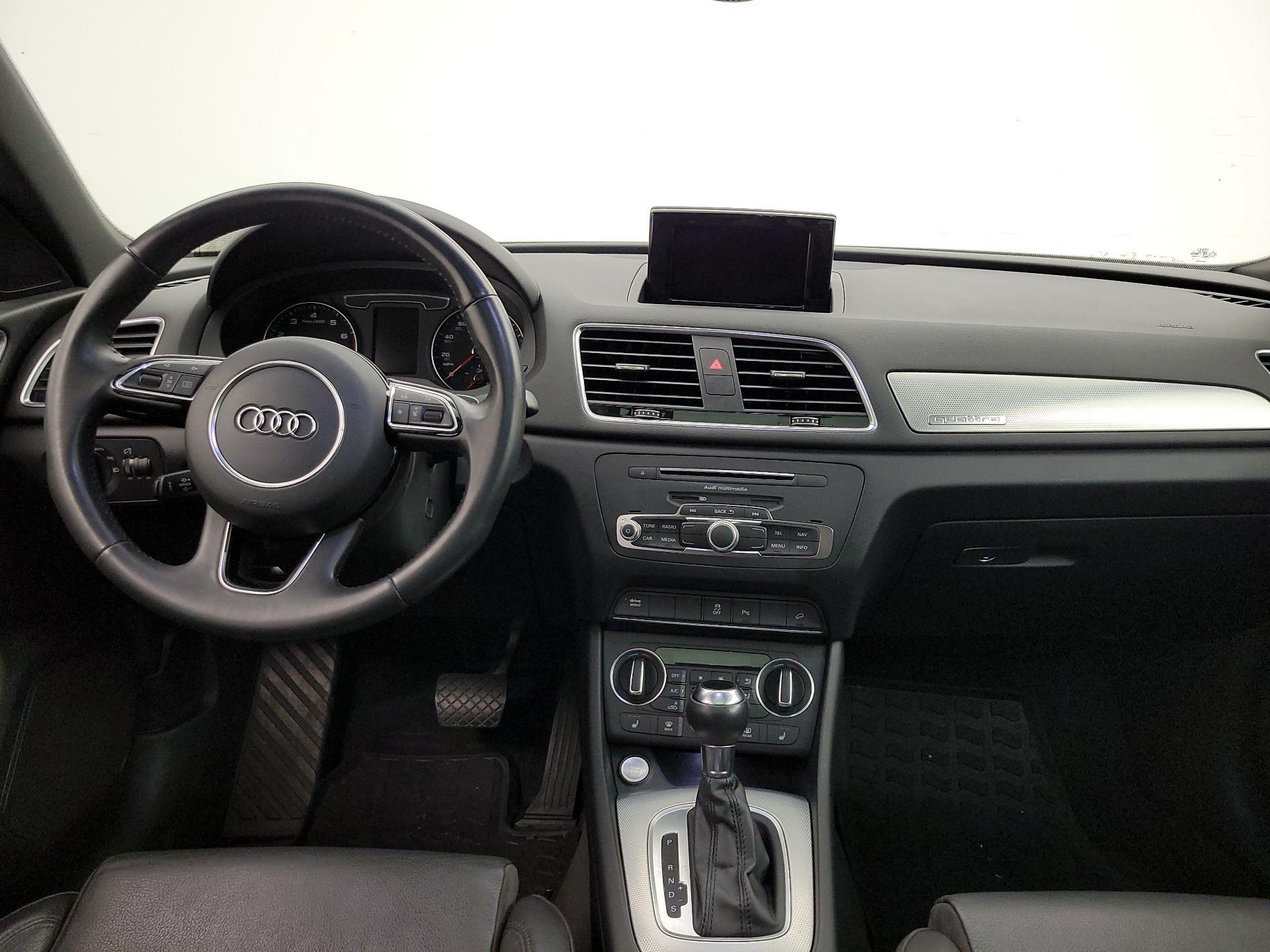 Thumbnail: 2018 Audi Q3 - 9