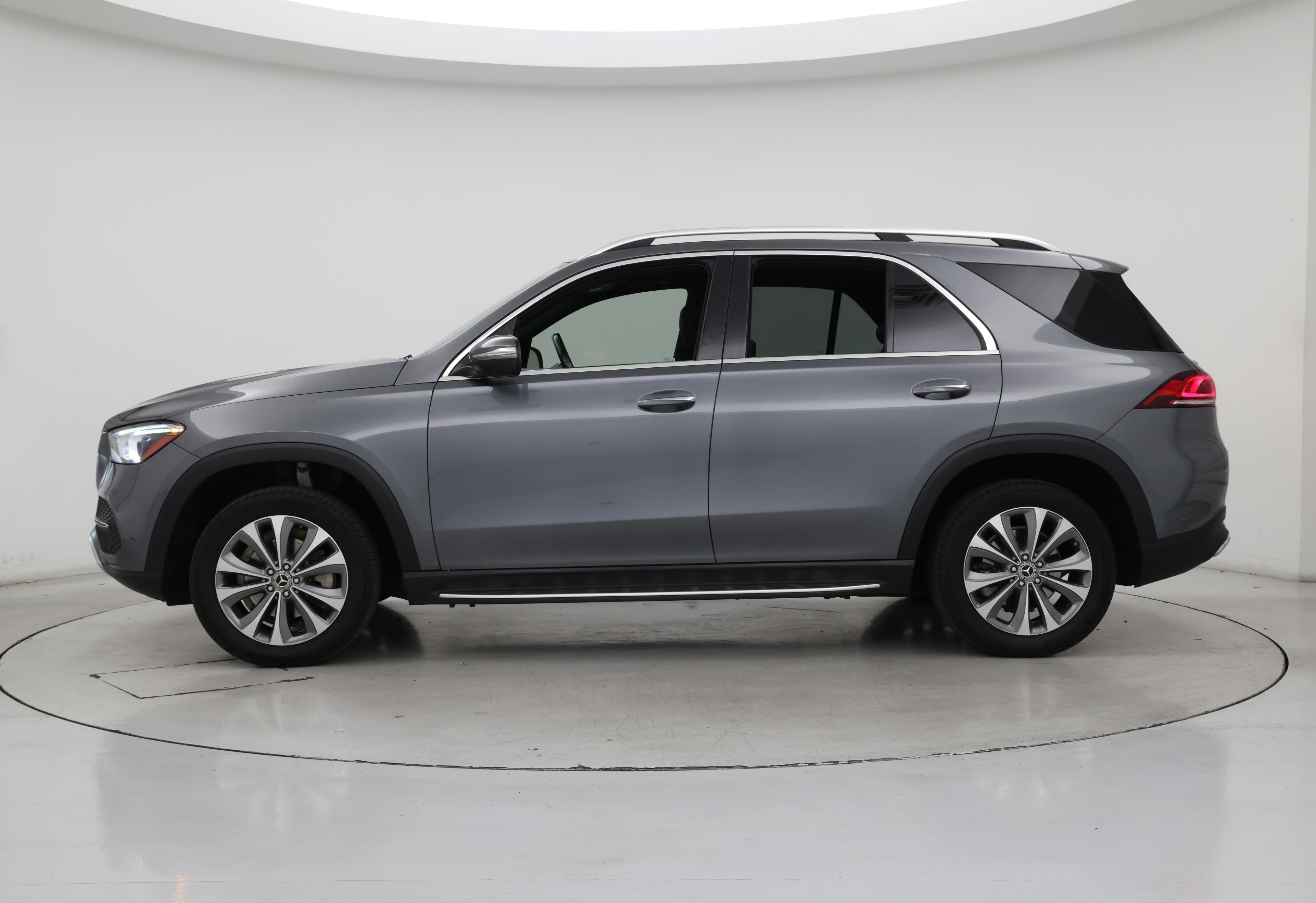 Thumbnail: 2020 Mercedes-Benz GLE - 3