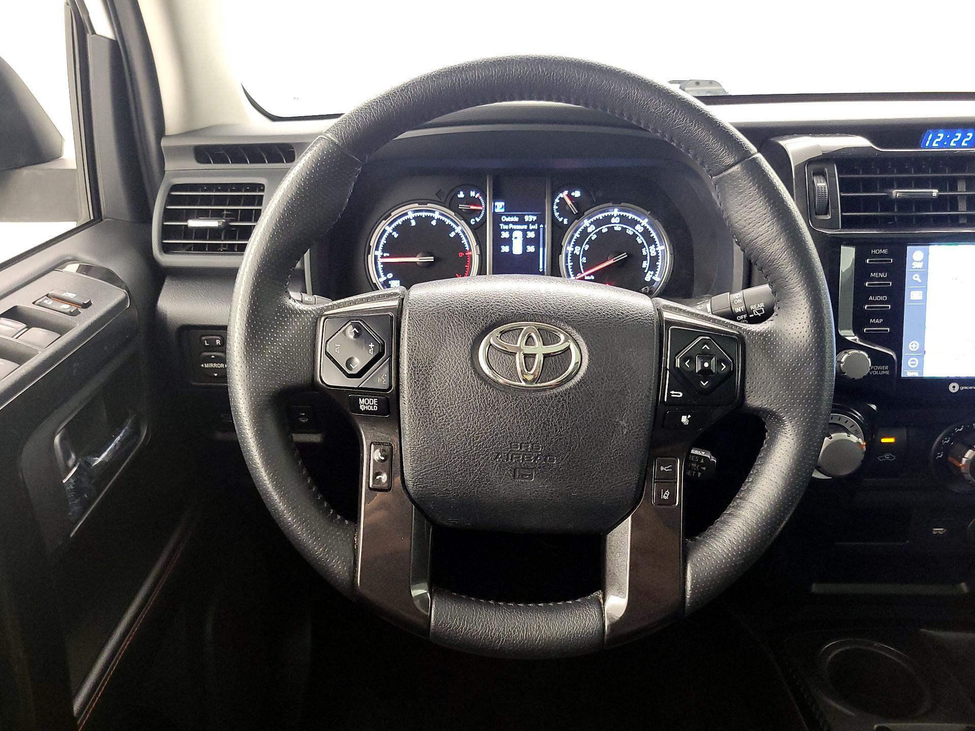 Thumbnail: 2022 Toyota 4Runner - 10