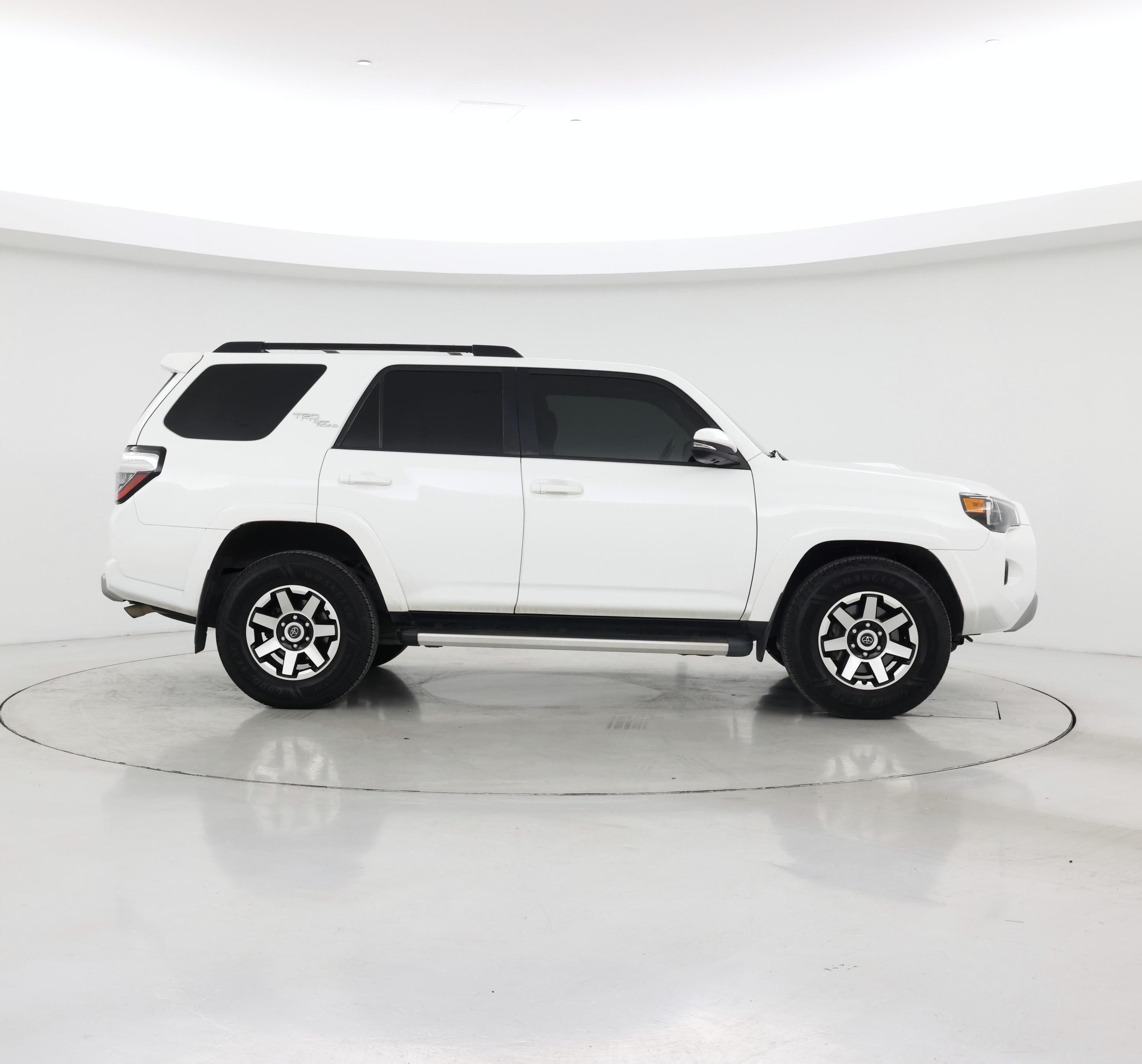 Thumbnail: 2022 Toyota 4Runner - 7