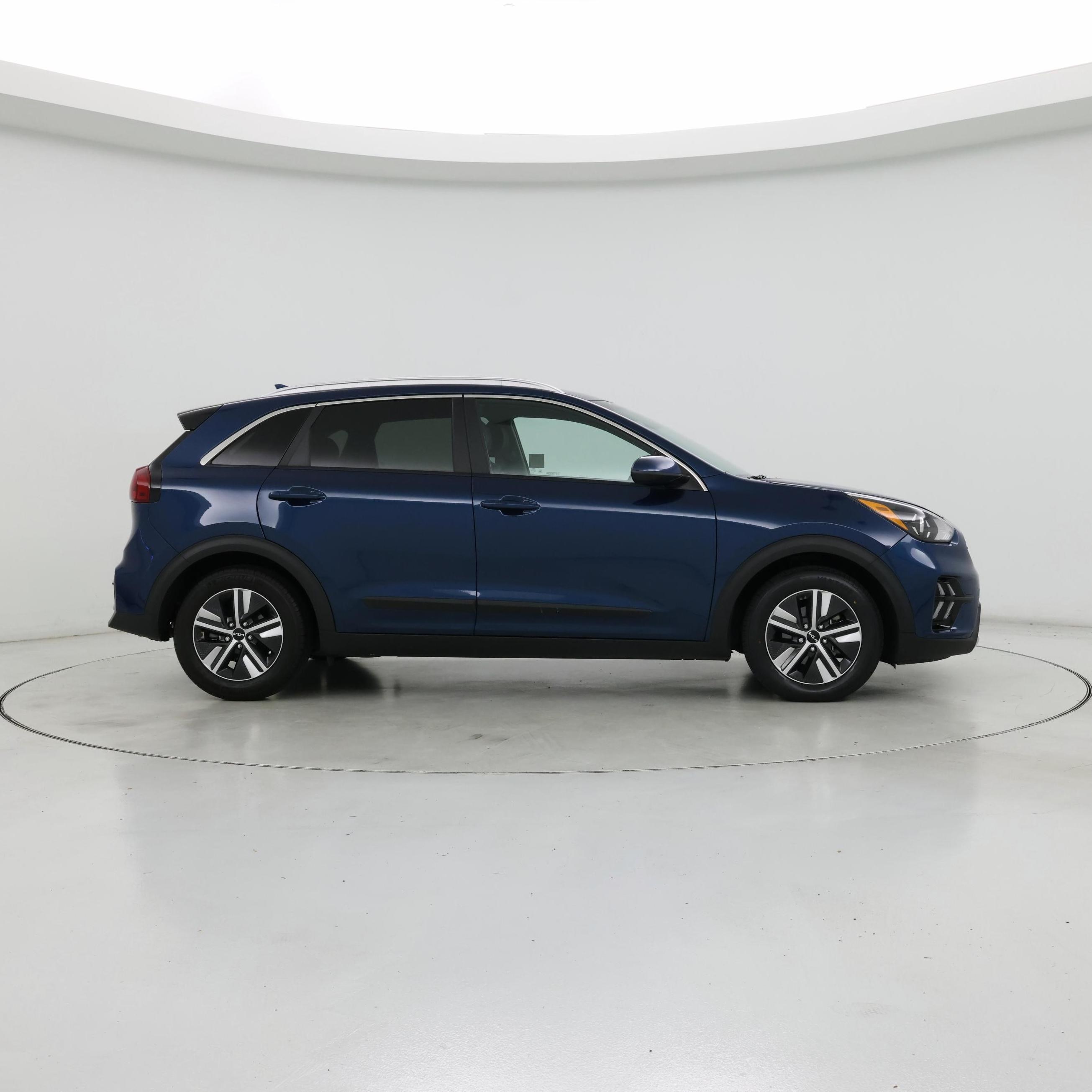Thumbnail: 2022 Kia Niro - 7