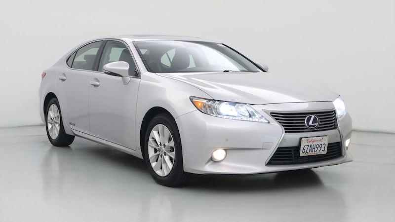 2013 Lexus ES Hybrid 300h Hero Image