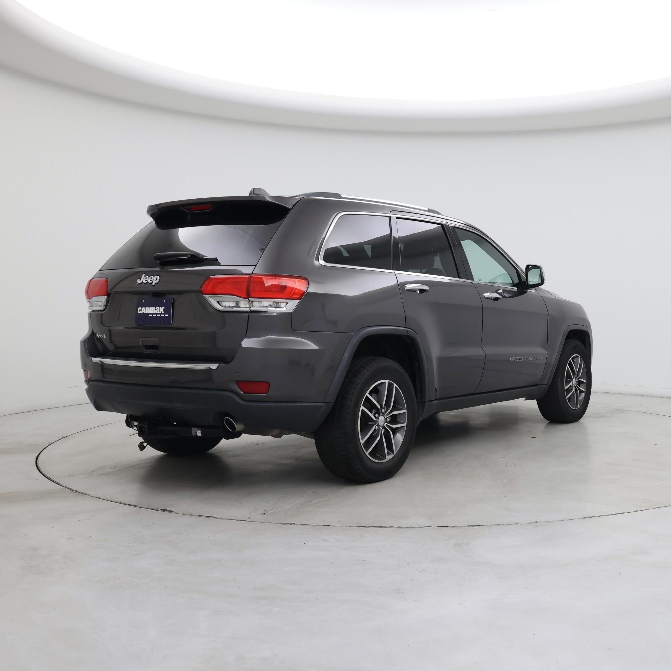 Thumbnail: 2018 Jeep Grand Cherokee - 8