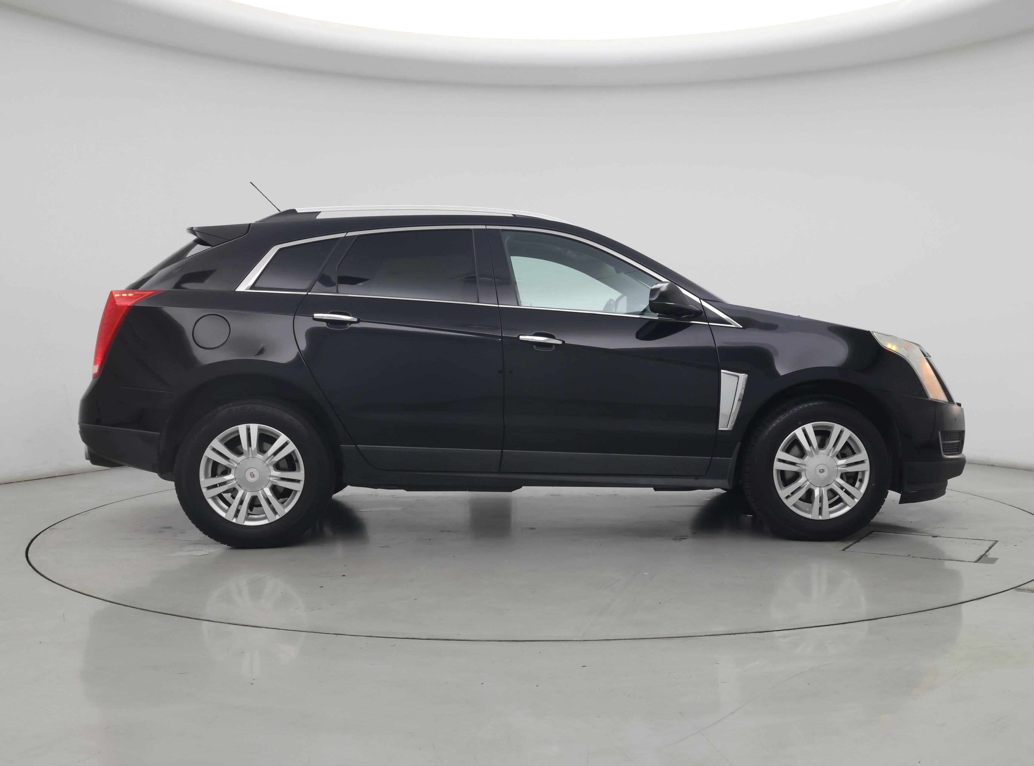 Thumbnail: 2016 Cadillac SRX - 7