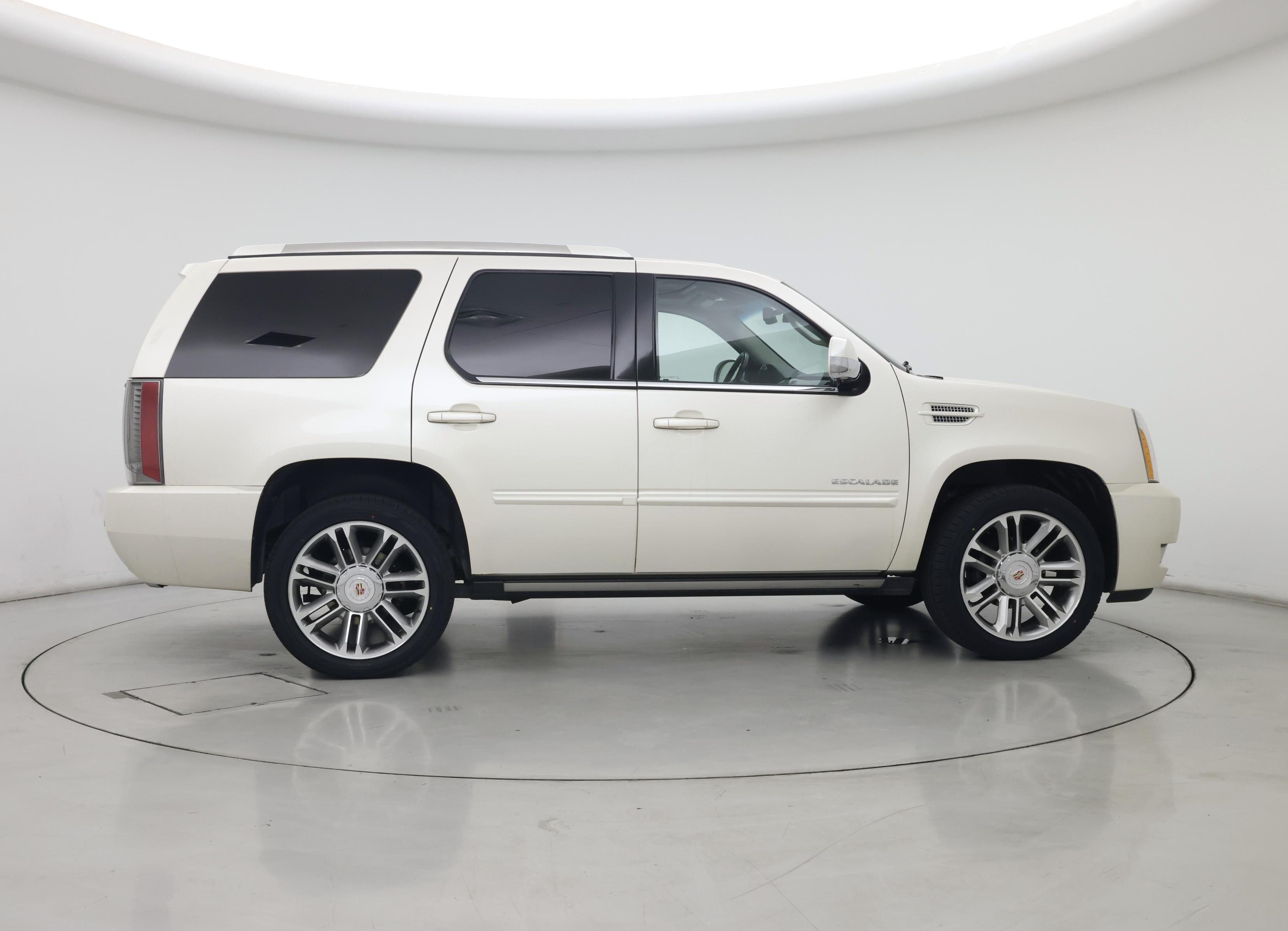 Thumbnail: 2014 Cadillac Escalade - 7