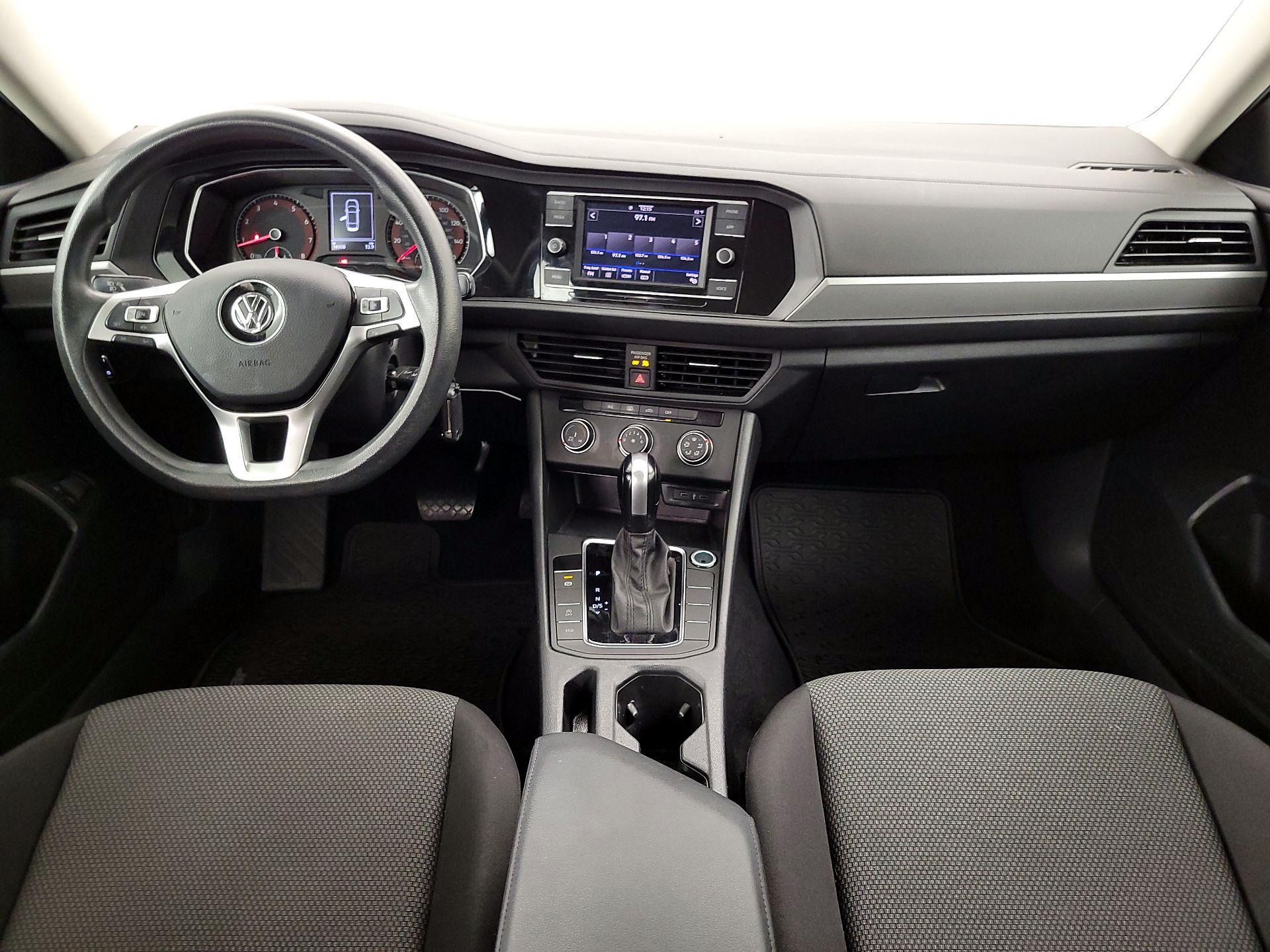 Thumbnail: 2021 Volkswagen Jetta - 9