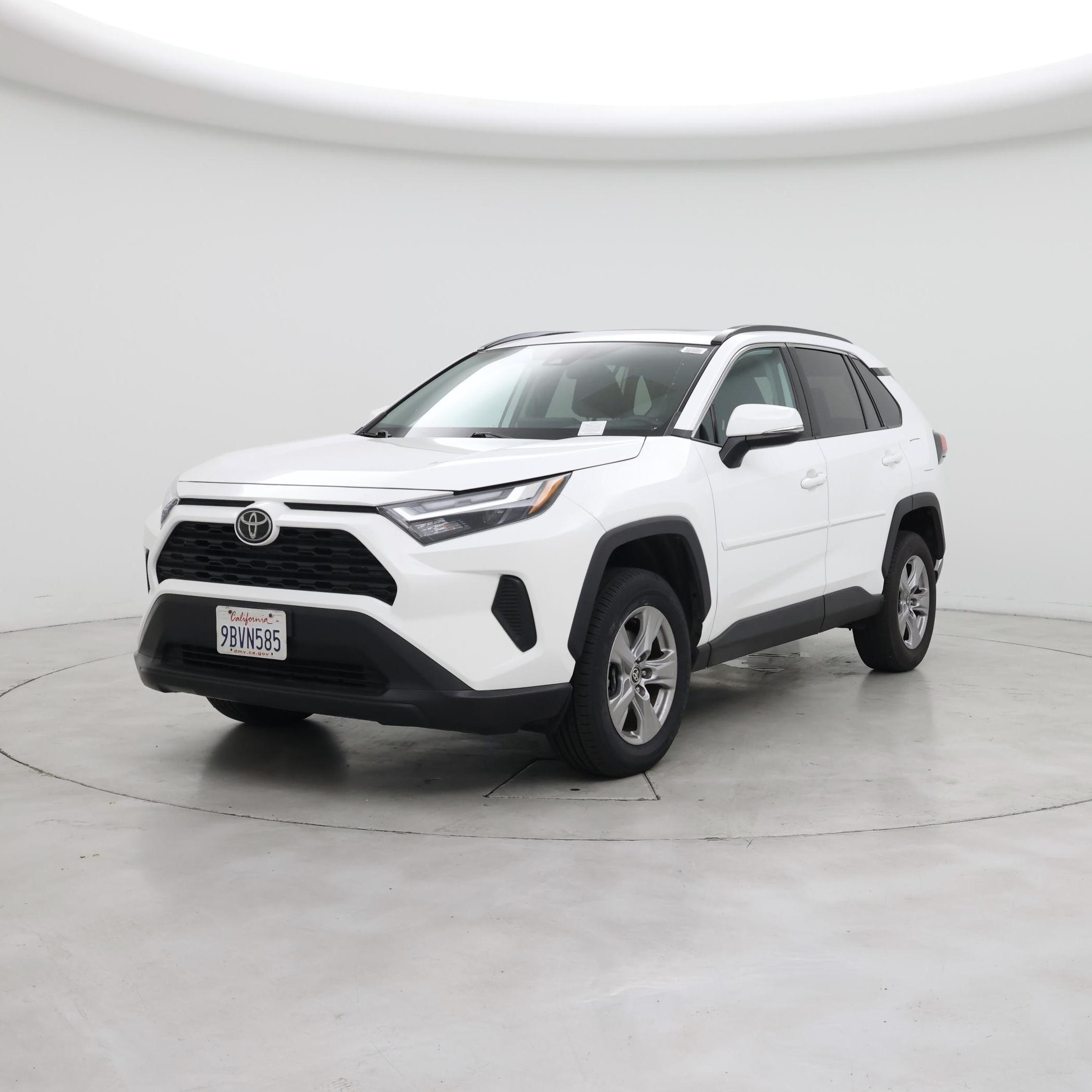 Thumbnail: 2022 Toyota RAV4 - 4