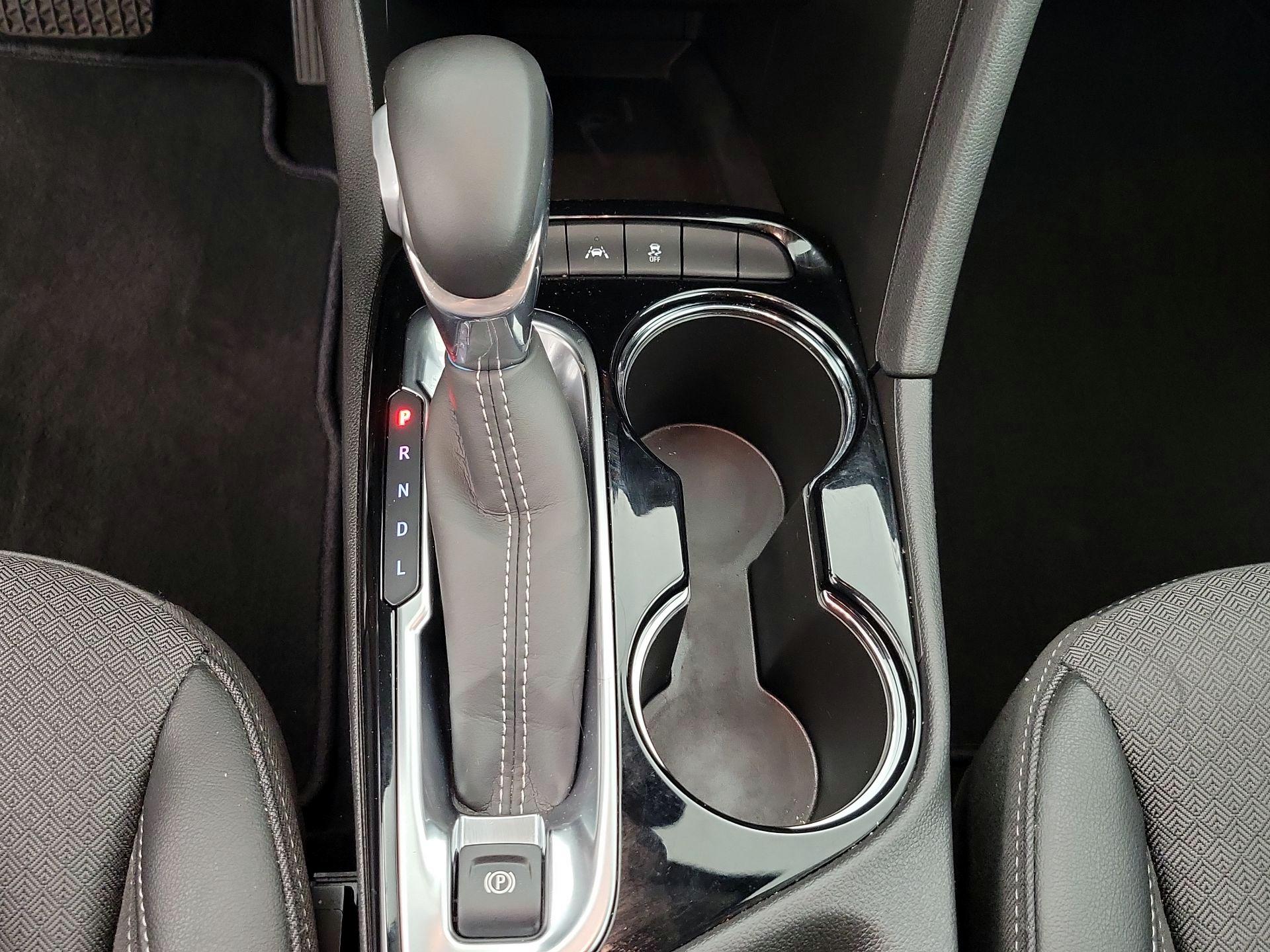 Thumbnail: 2022 Buick Encore GX - 17