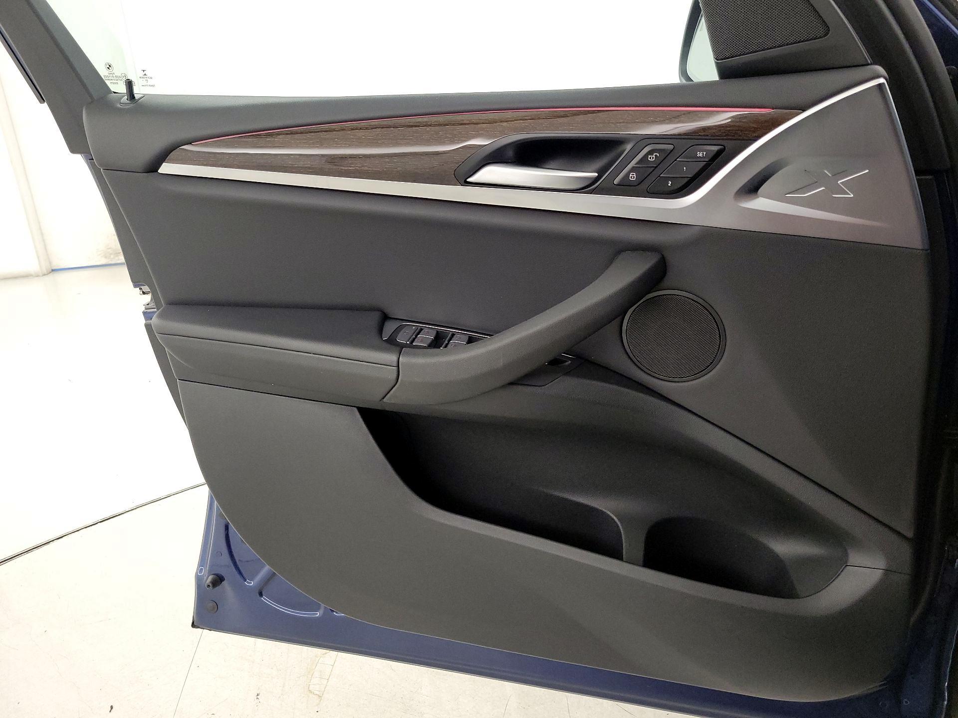 Thumbnail: 2022 BMW X3 - 12