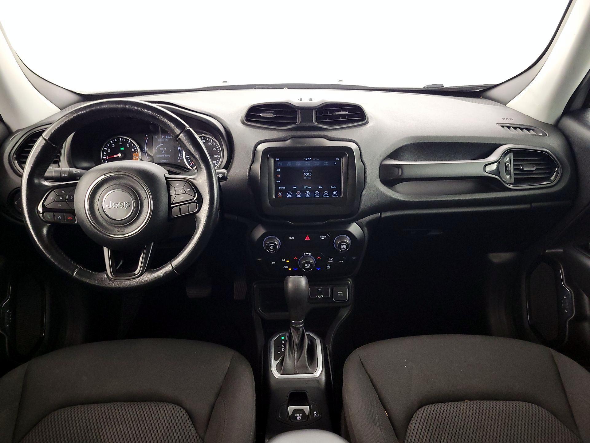 Thumbnail: 2019 Jeep Renegade - 9