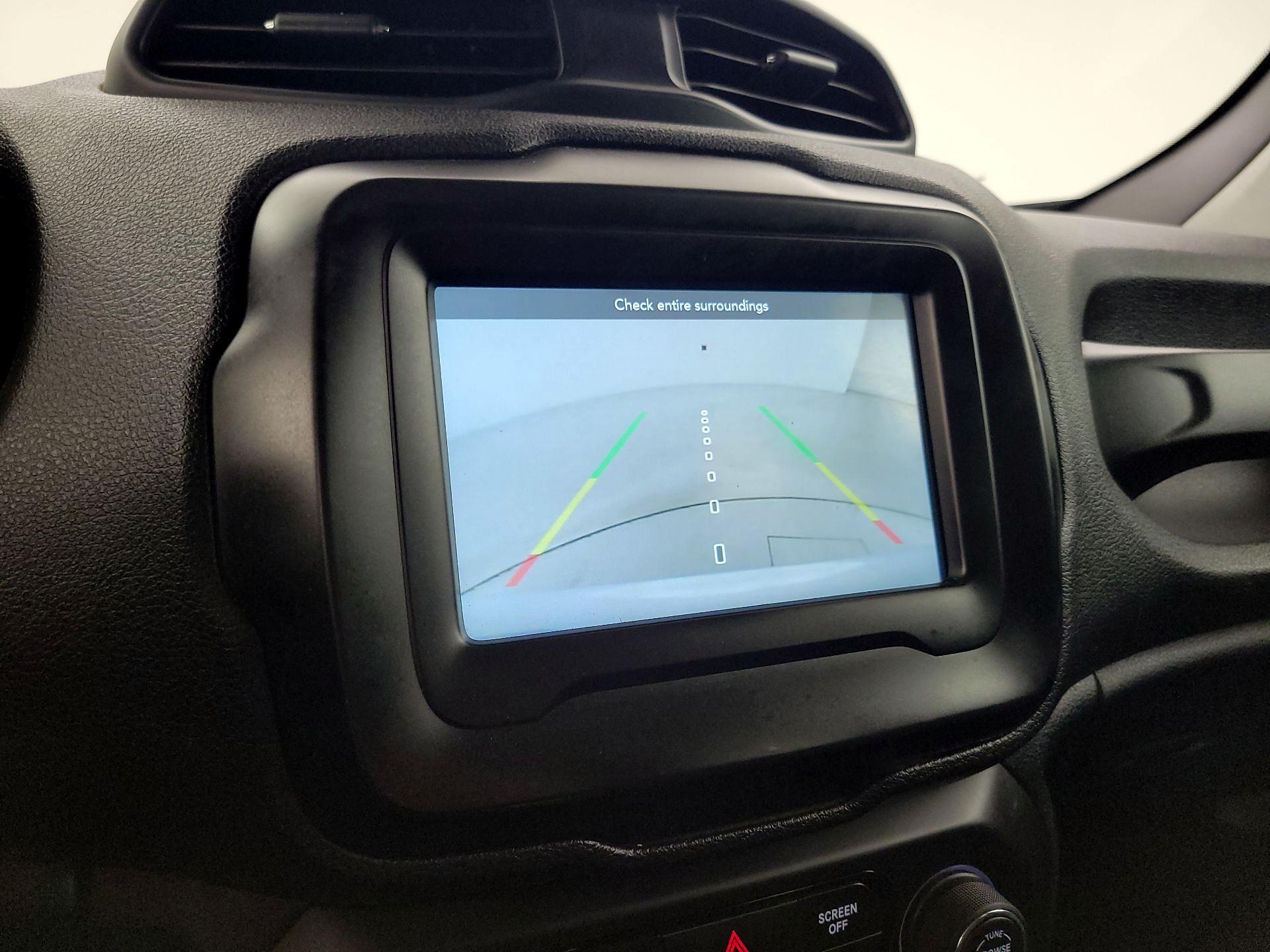 Thumbnail: 2019 Jeep Renegade - 14