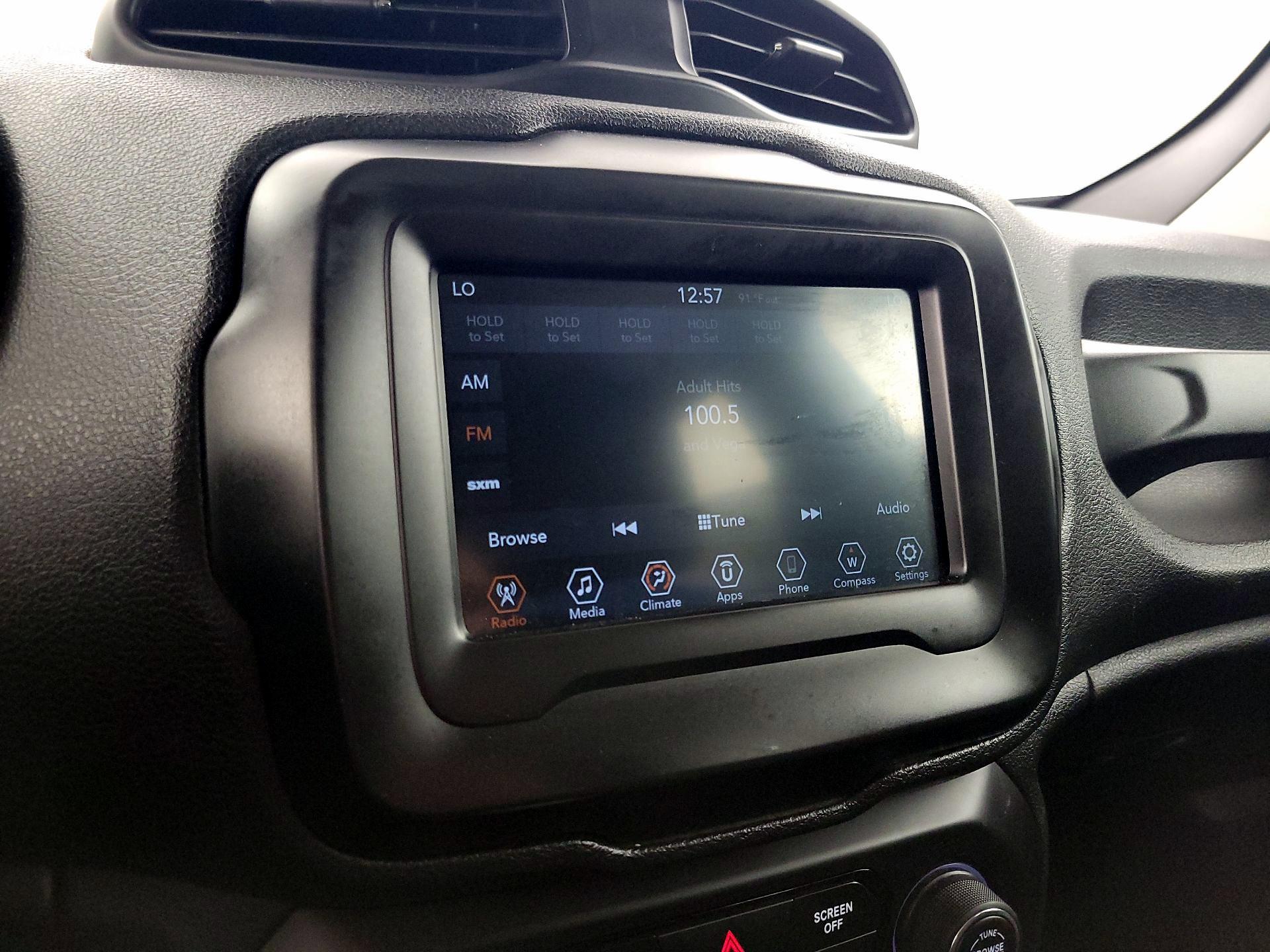 Thumbnail: 2019 Jeep Renegade - 15