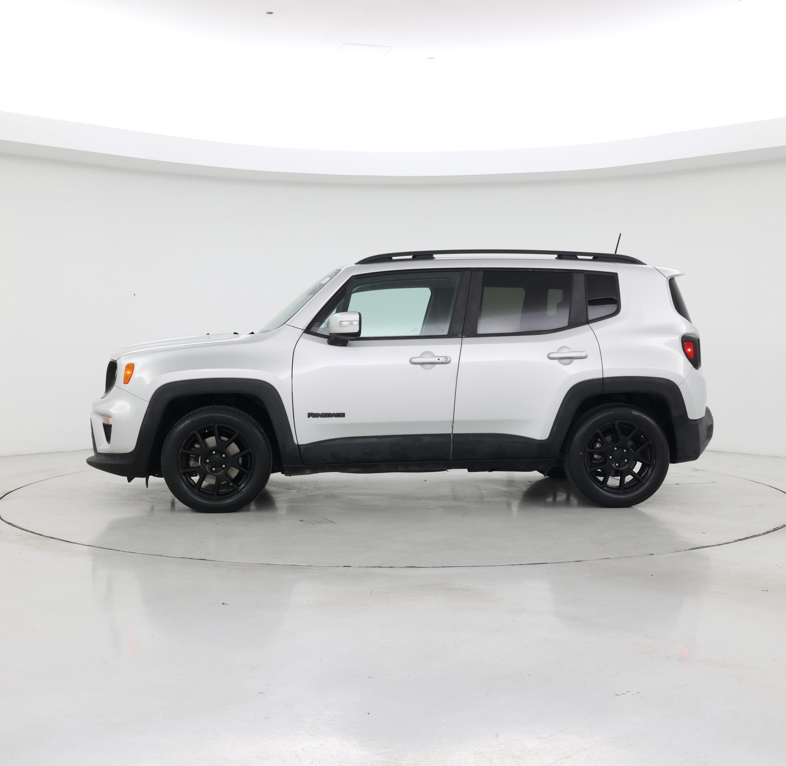Thumbnail: 2019 Jeep Renegade - 3