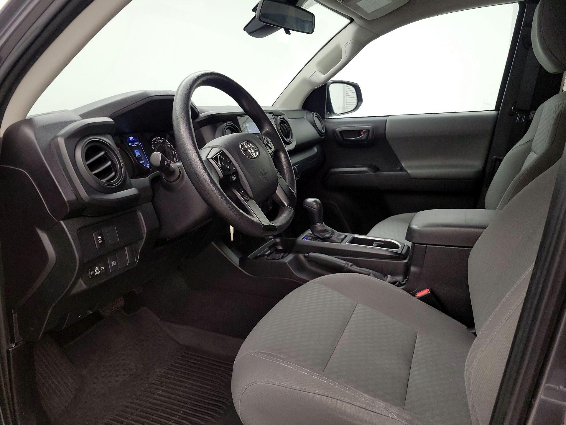 Thumbnail: 2021 Toyota Tacoma - 11