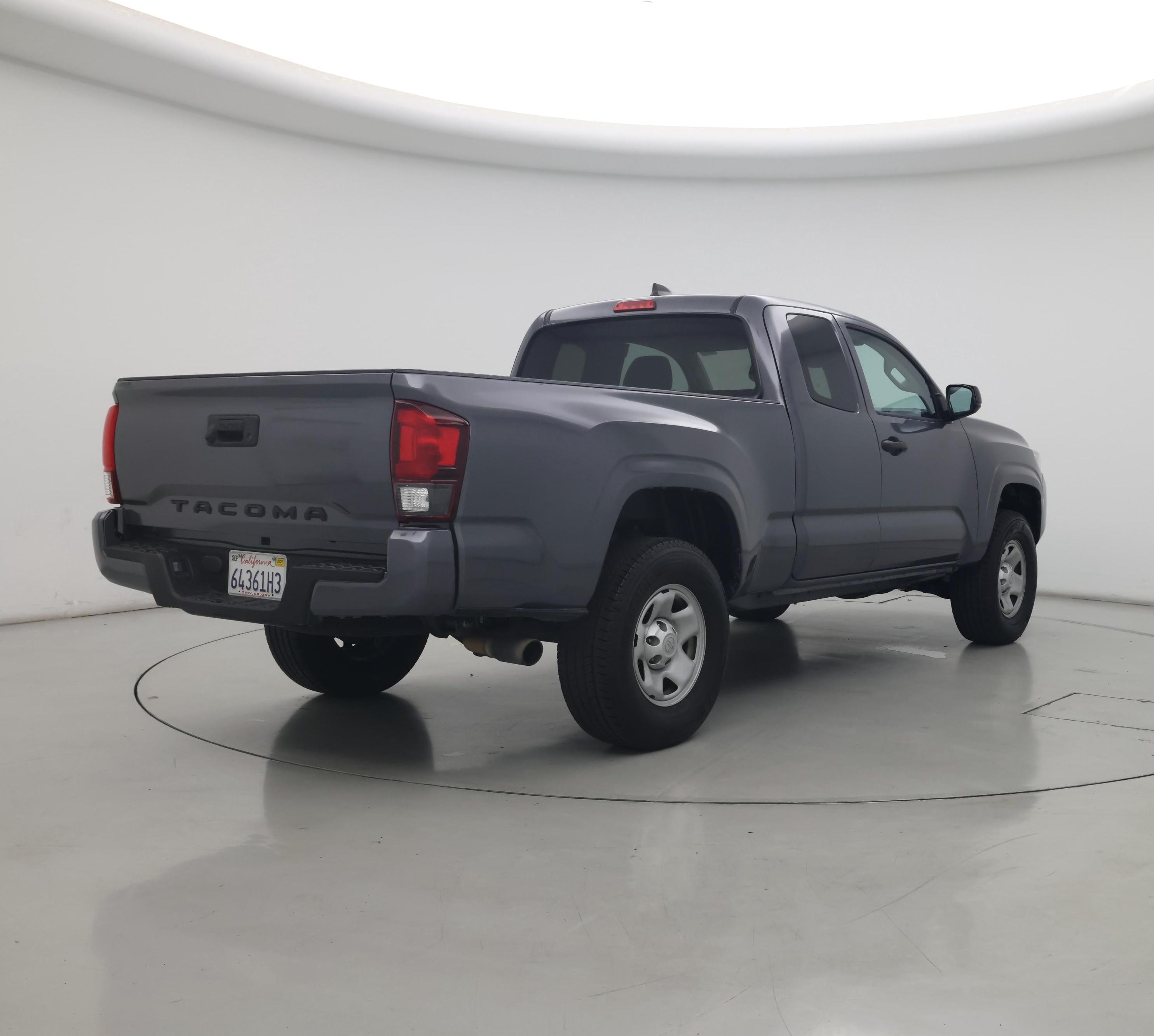 Thumbnail: 2021 Toyota Tacoma - 8