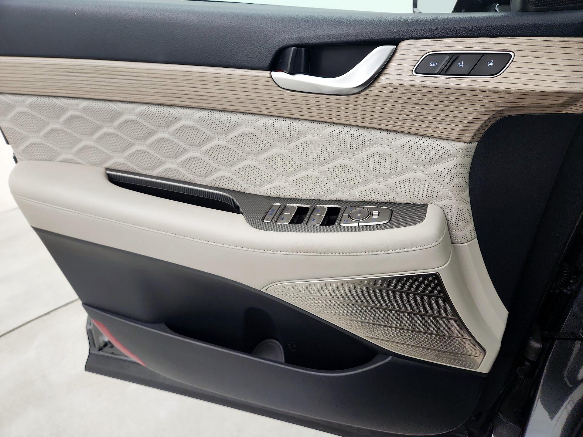 Thumbnail: 2022 Hyundai Palisade - 12