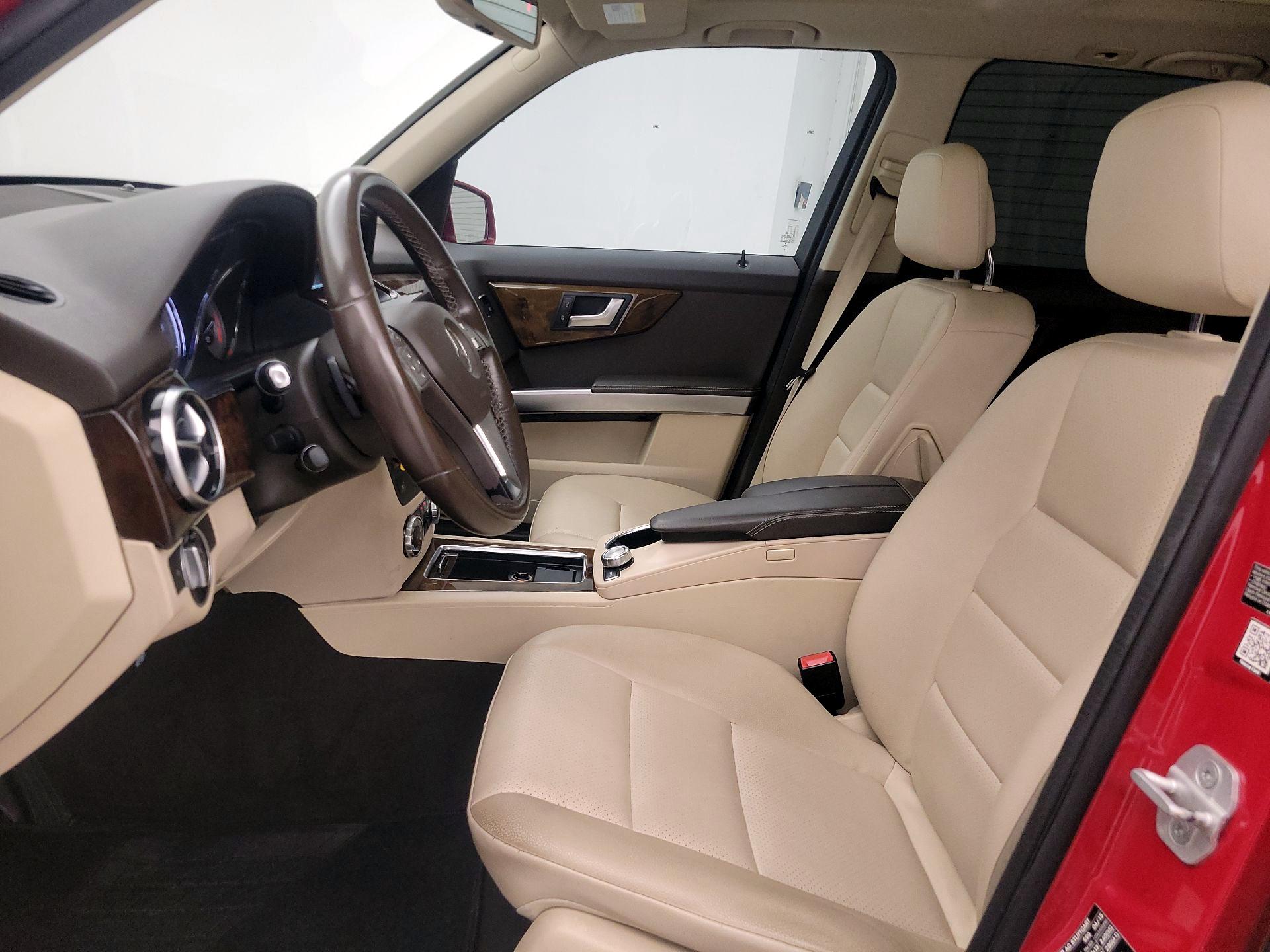 Thumbnail: 2015 Mercedes-Benz GLK - 11
