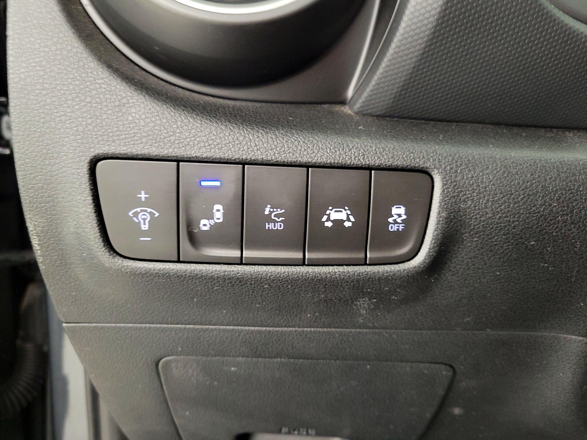 Thumbnail: 2019 Hyundai Kona - 13
