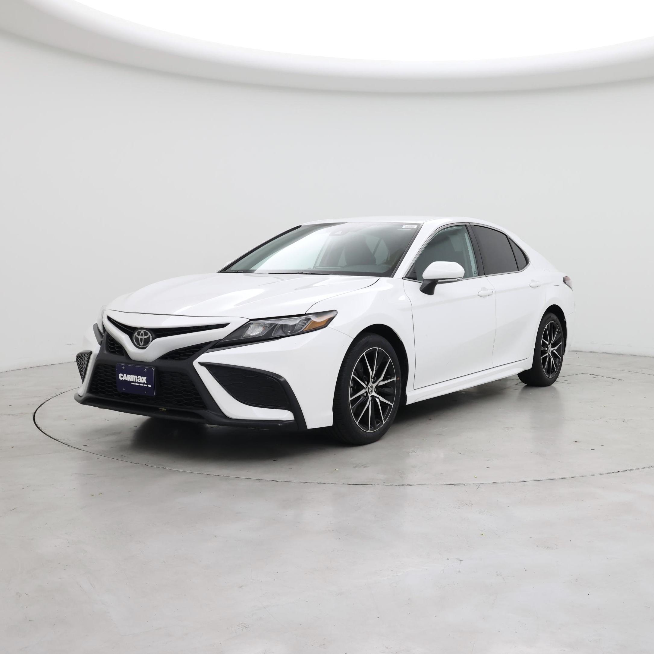 Thumbnail: 2024 Toyota Camry - 4