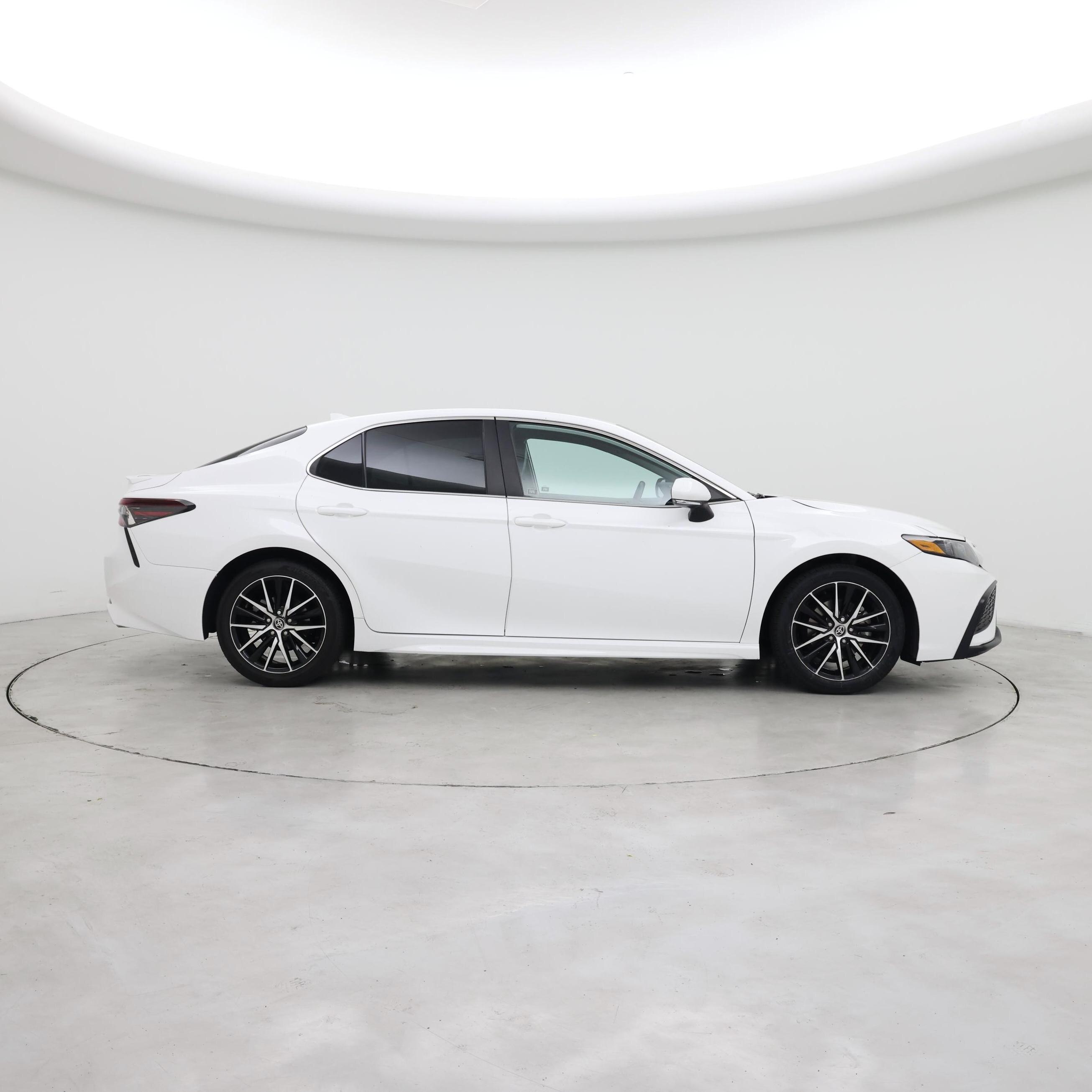 Thumbnail: 2024 Toyota Camry - 7