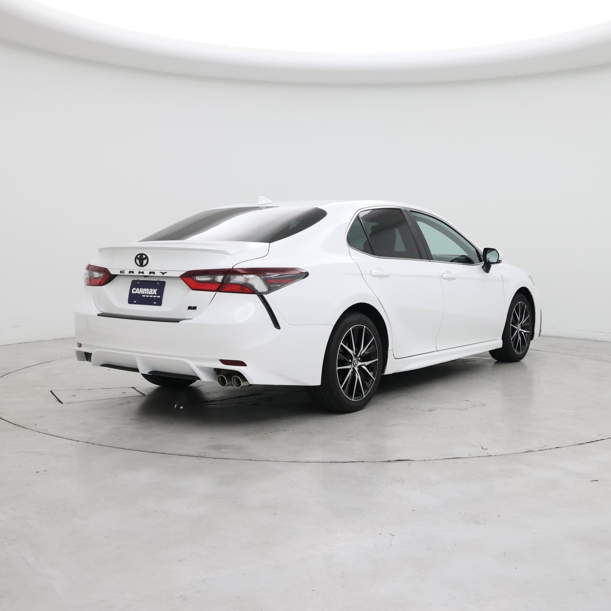 Thumbnail: 2024 Toyota Camry - 8