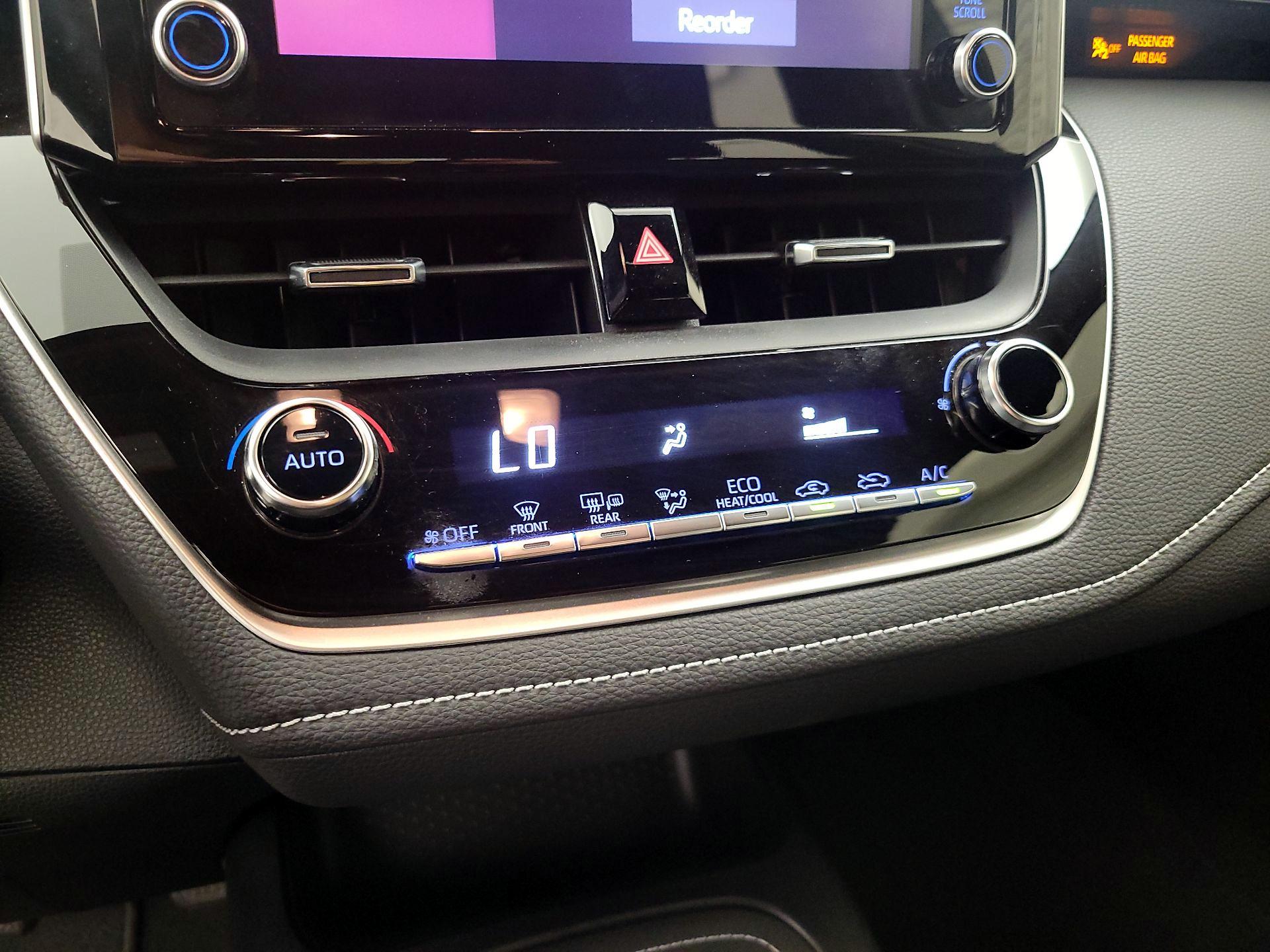 Thumbnail: 2019 Toyota Corolla - 16