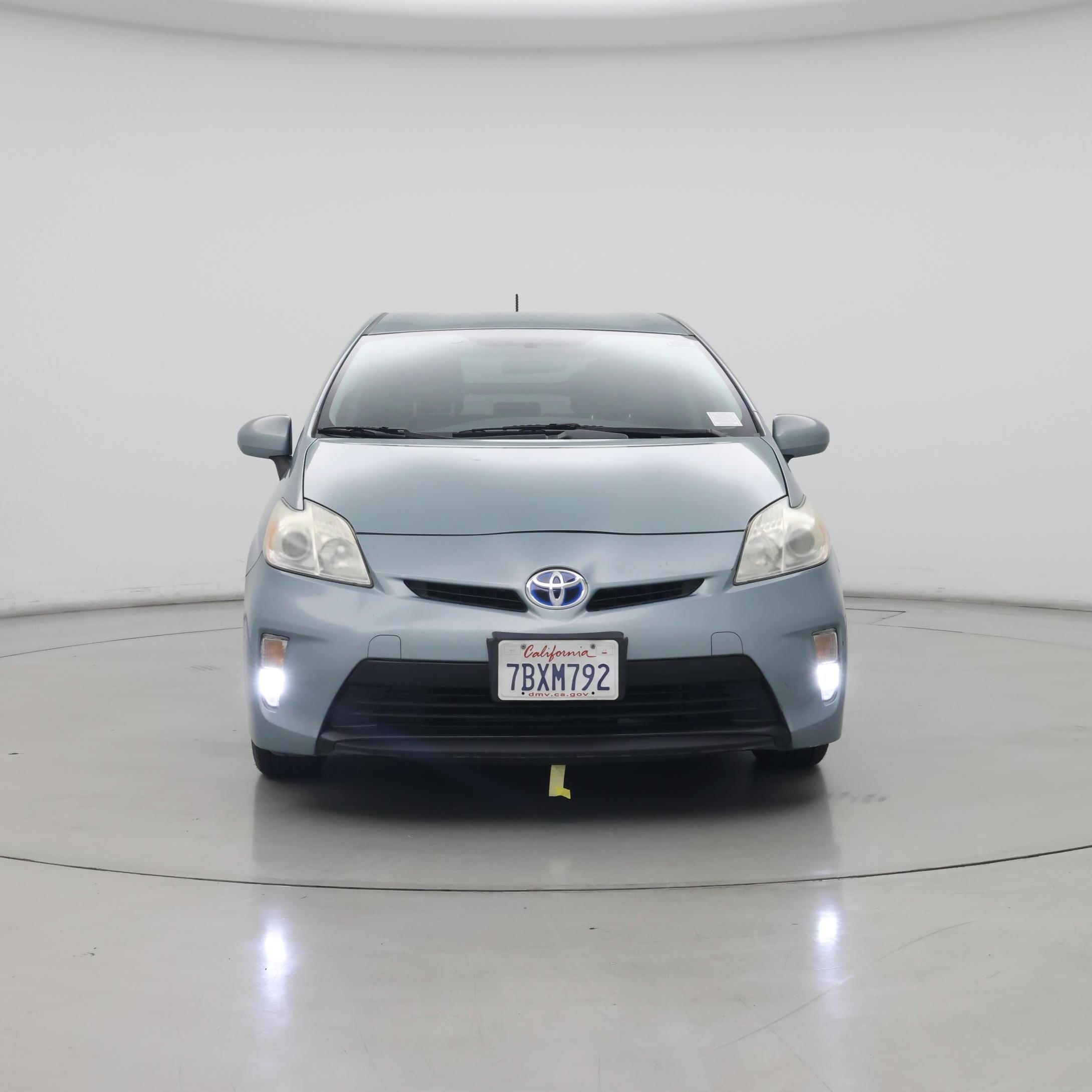 Thumbnail: 2013 Toyota Prius - 5