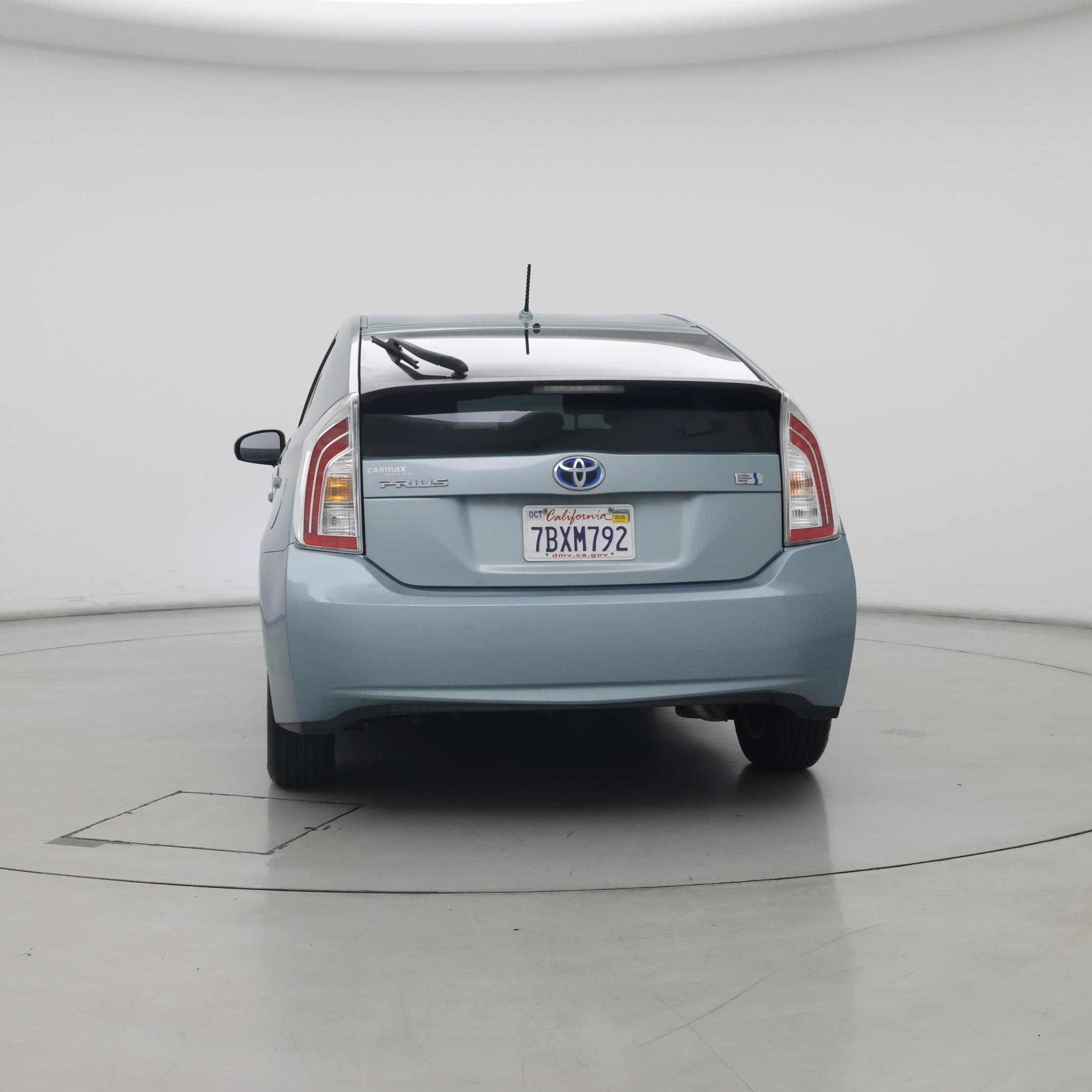 Thumbnail: 2013 Toyota Prius - 6