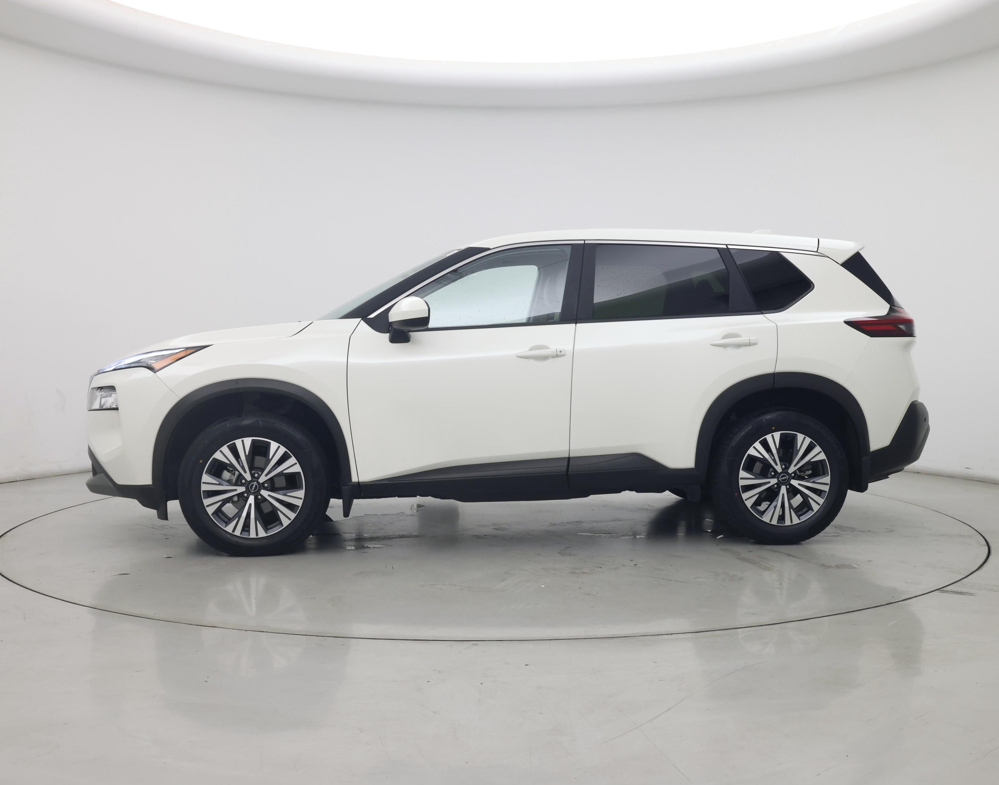 Thumbnail: 2023 Nissan Rogue - 3